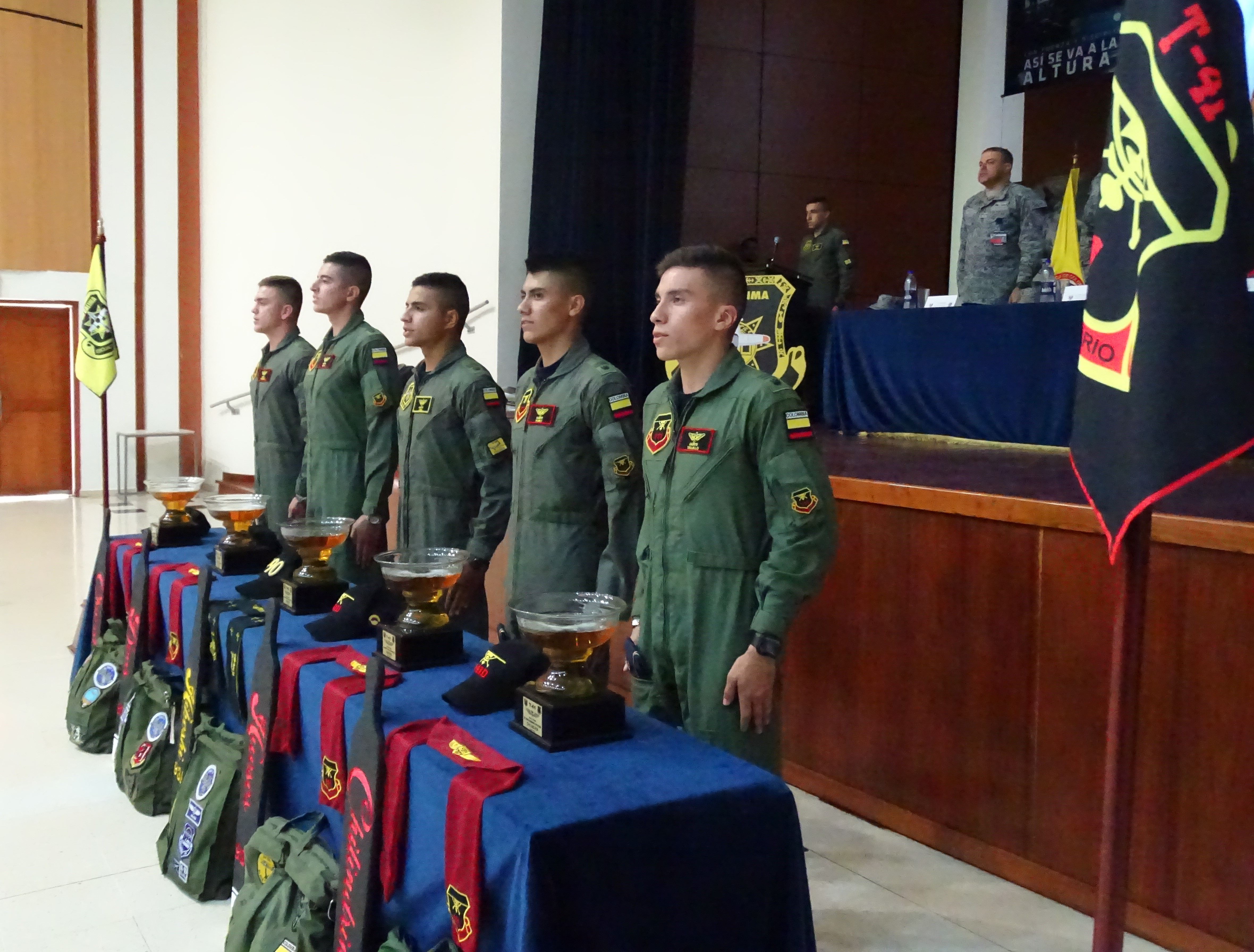 Cadetes de la Fuerza Aérea Colombiana realizaron su primer “Vuelo Solo” en la Escuela Militar de Aviación.