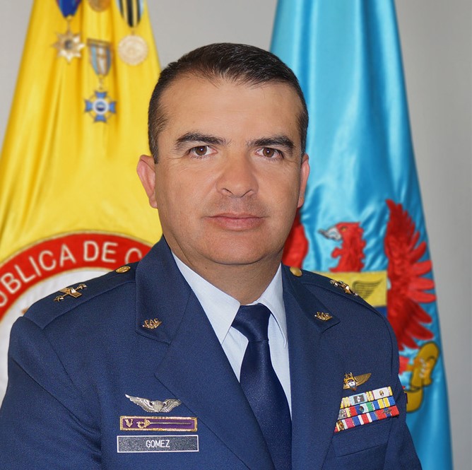 Un nuevo Oficial de la Fuerza Aérea, asumió como Director de la Escuela Militar de Aviación “Marco Fidel Suárez” 