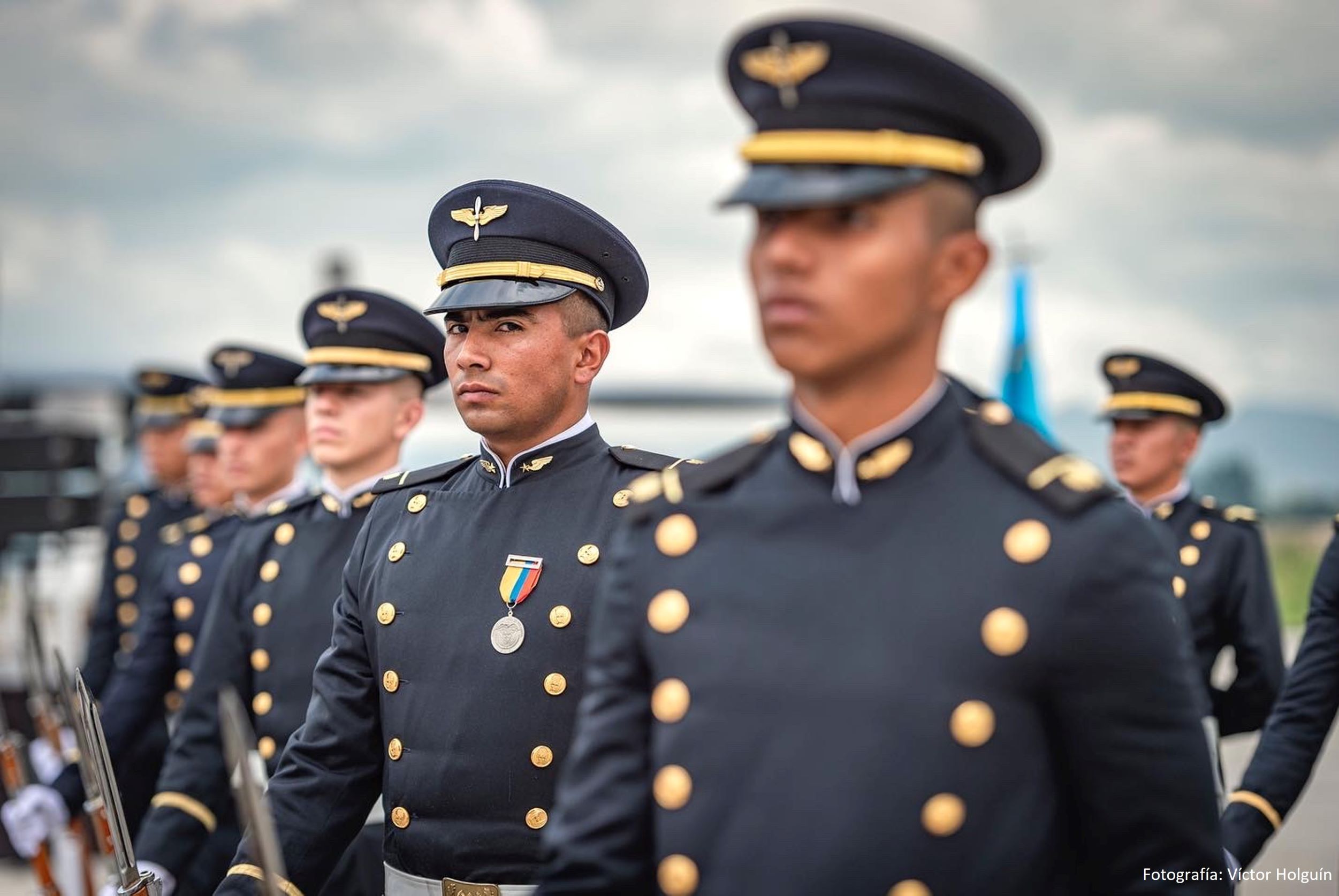EMAVI se unió a la conmemoración de los 103 años de su Fuerza Aérea Colombiana
