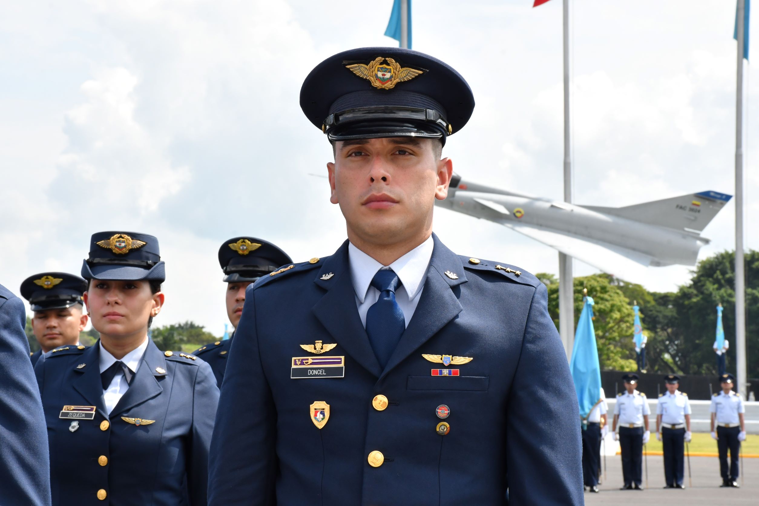 ¿Quieres ser Oficial de la Fuerza Aérea Colombiana? Esta es la oportunidad 