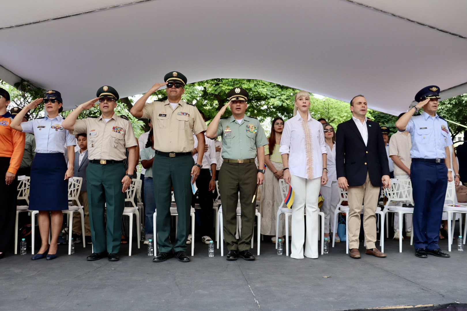 Cali vibró de emoción con el tradicional desfile del Día de la Independencia