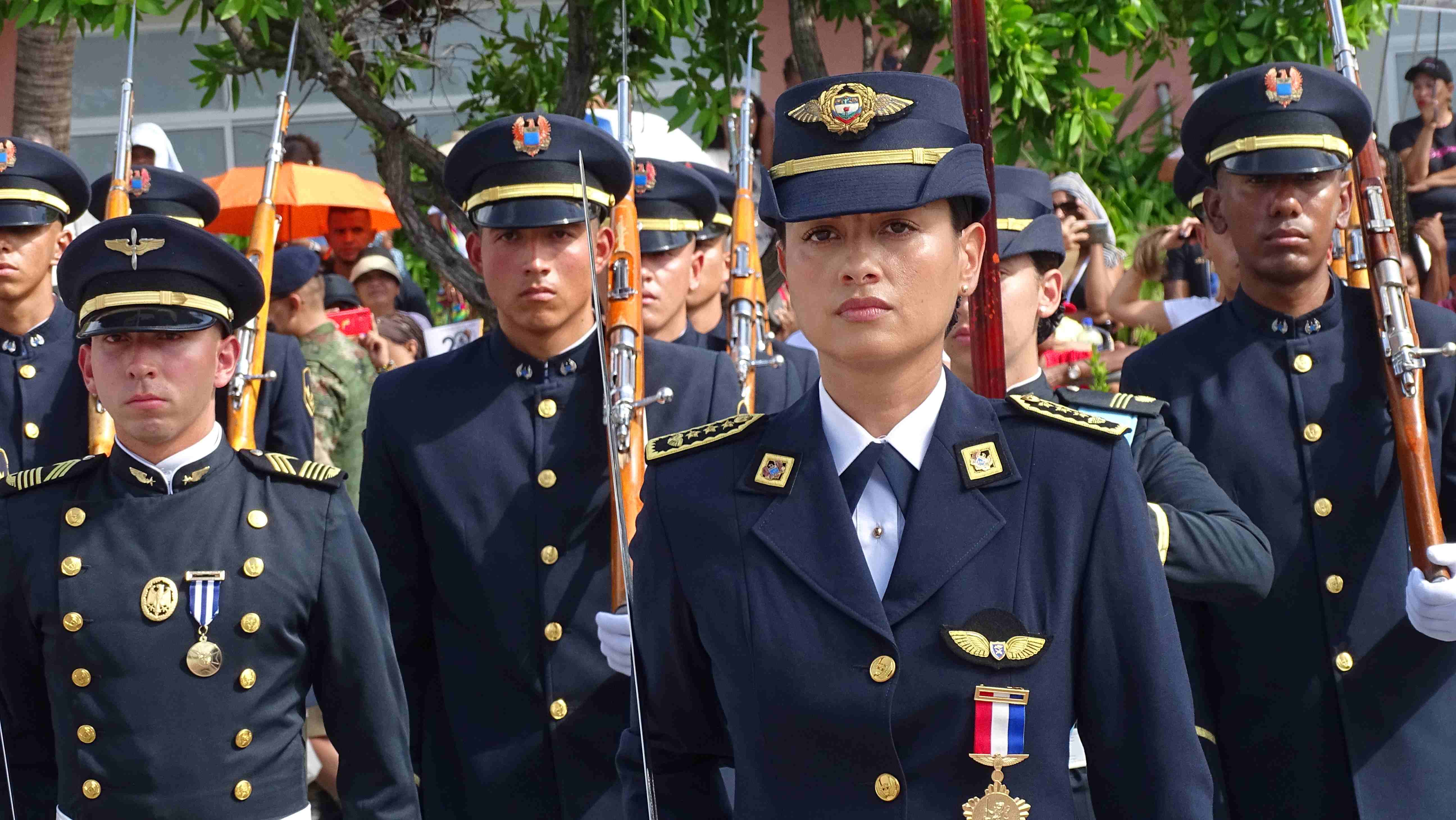 La Escuela Militar de Aviación estuvo presente en los desfiles militares en San Andrés, Bogotá y Cali
