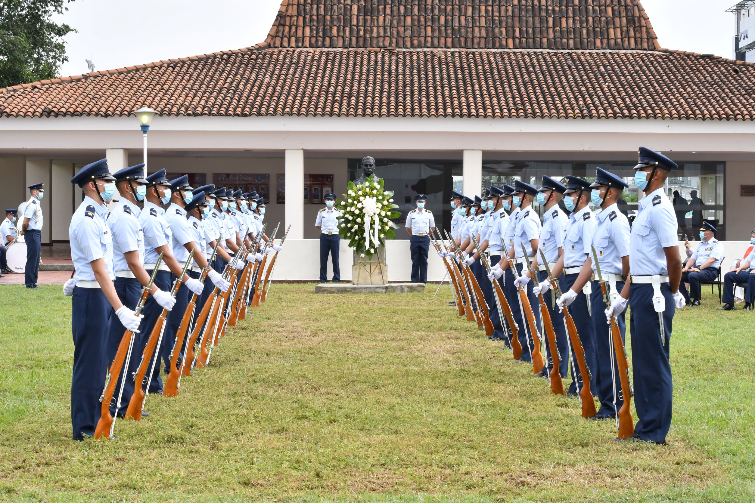 EMAVI conmemoró 100 años del primer vuelo oficial de su Fuerza Aérea Colombiana 