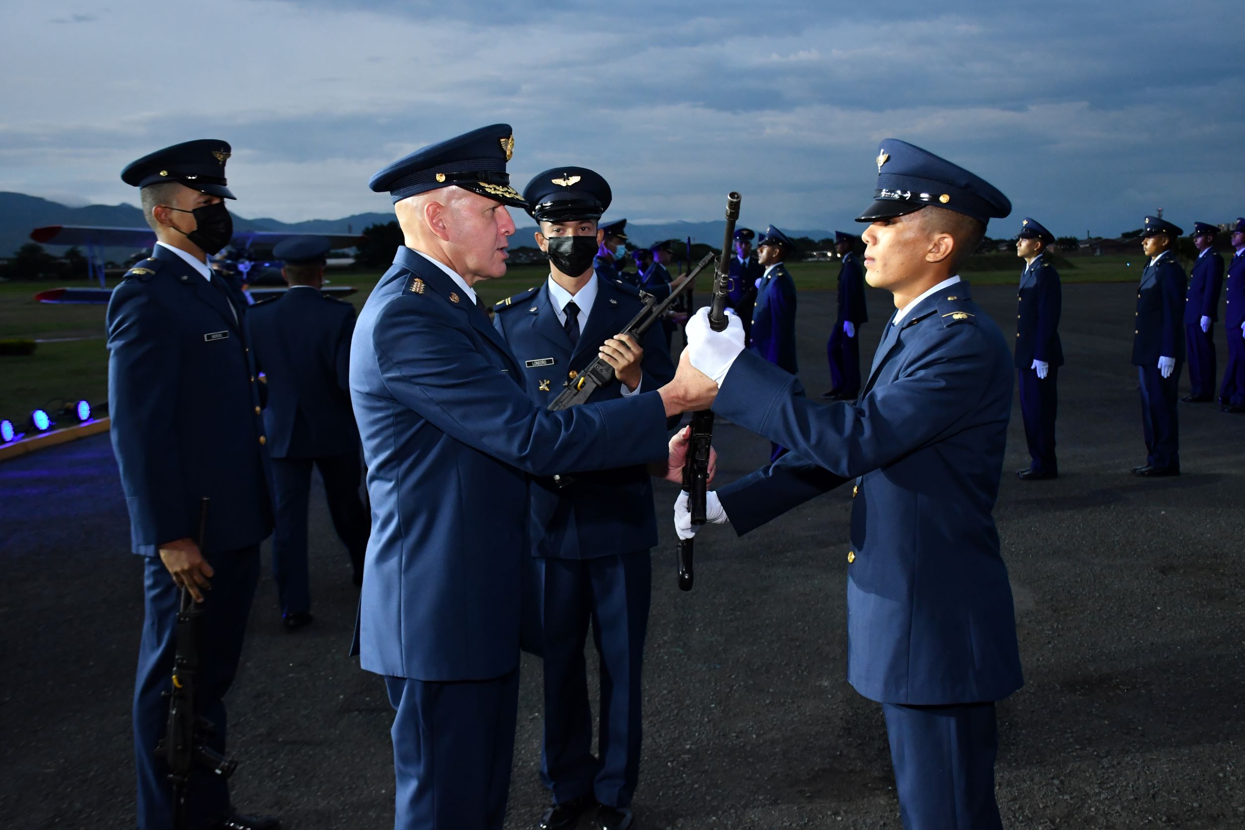 Cadetes de la Escuela Militar de Aviación juraron fidelidad a la Patria 