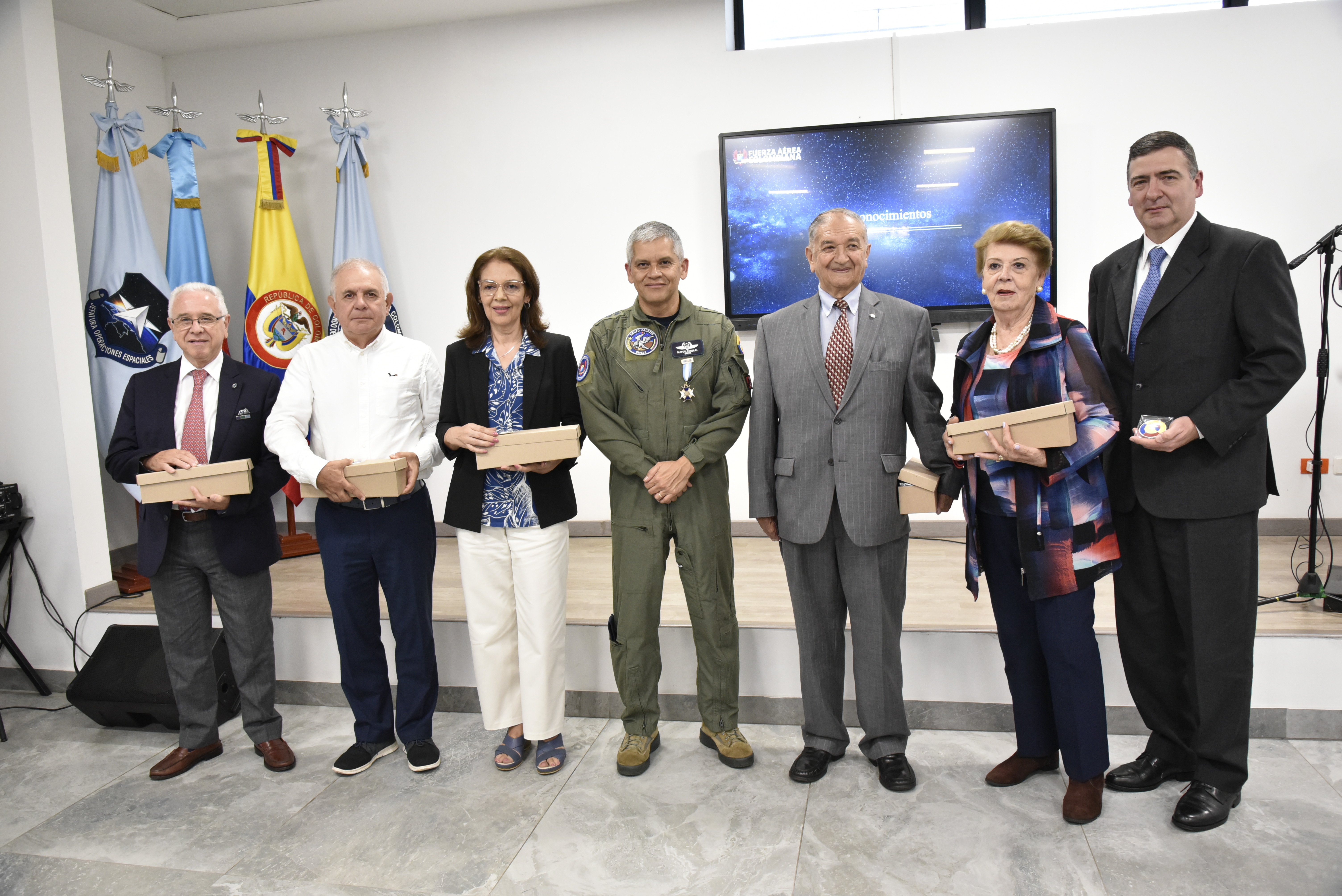 30 años de la Academia Colombiana de Historia Aérea, fueron conmemorados en la EMAVI