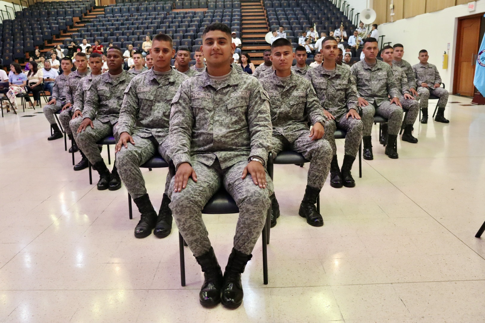 44 soldados de aviación finalizan su servicio militar en su Fuerza Aeroespacial
