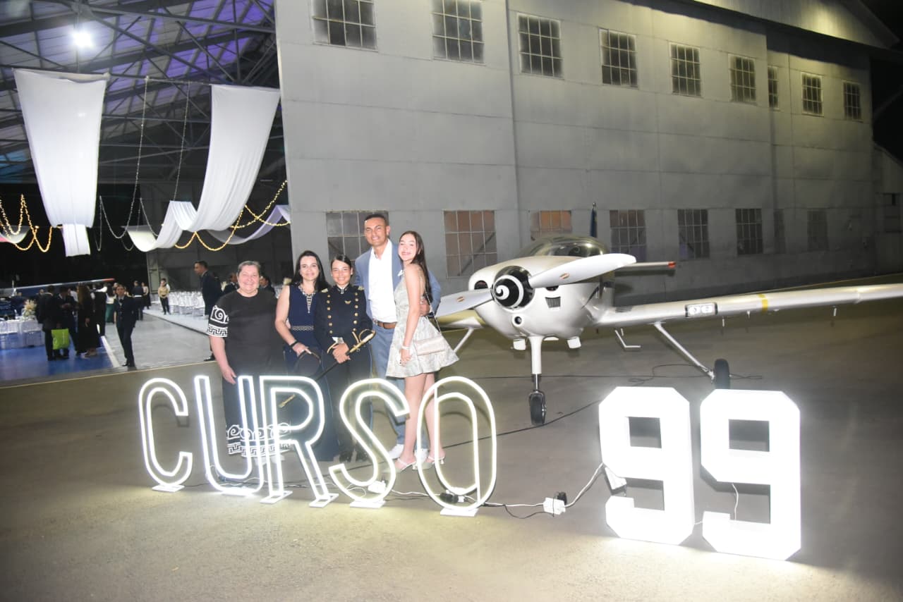 La misión continúa: 114 cadetes ascendieron al grado de Alférez en la EMAVI