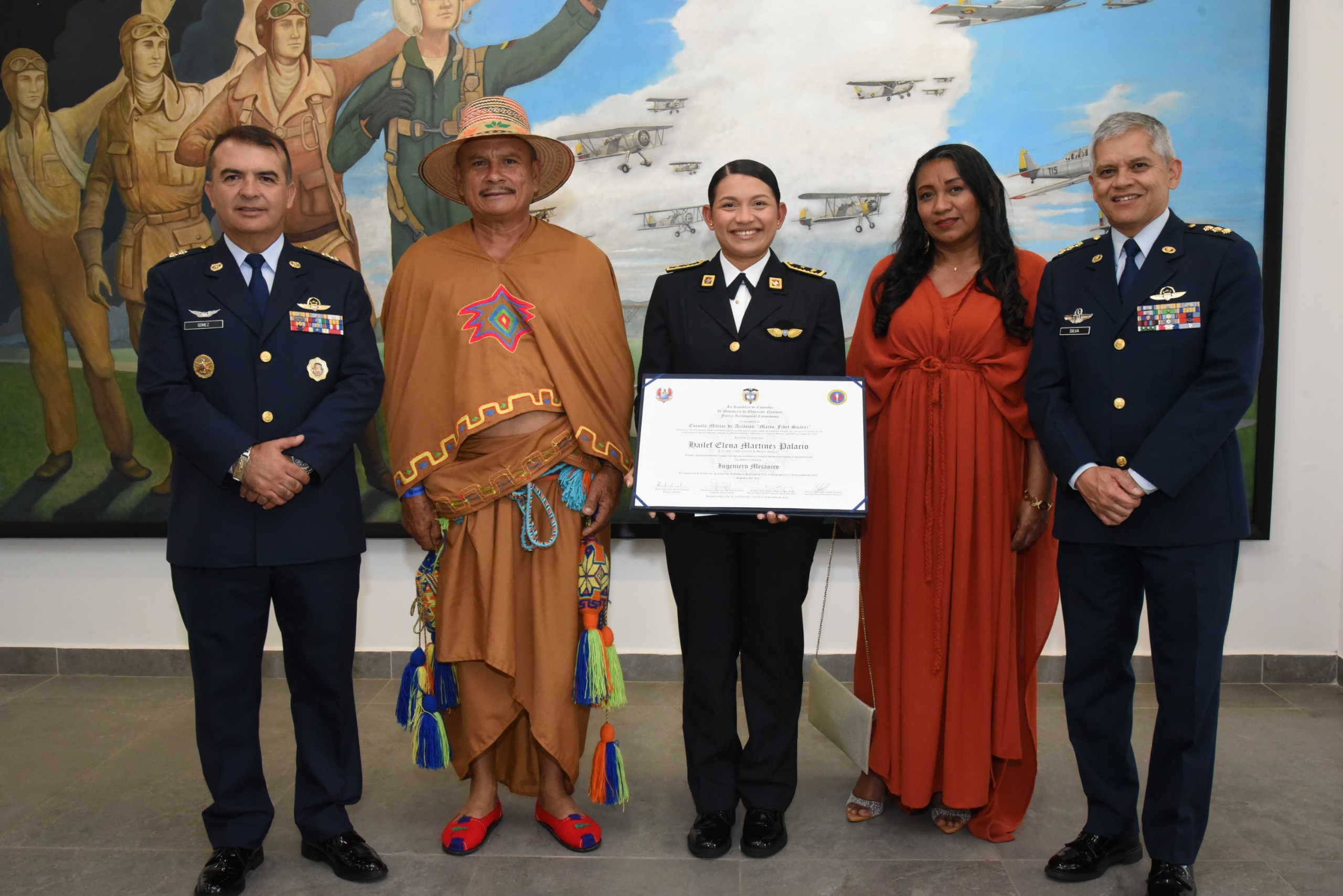 186 nuevos oficiales se unen a la FAC, entre ellos la primera mujer Wayuu en alcanzar el grado