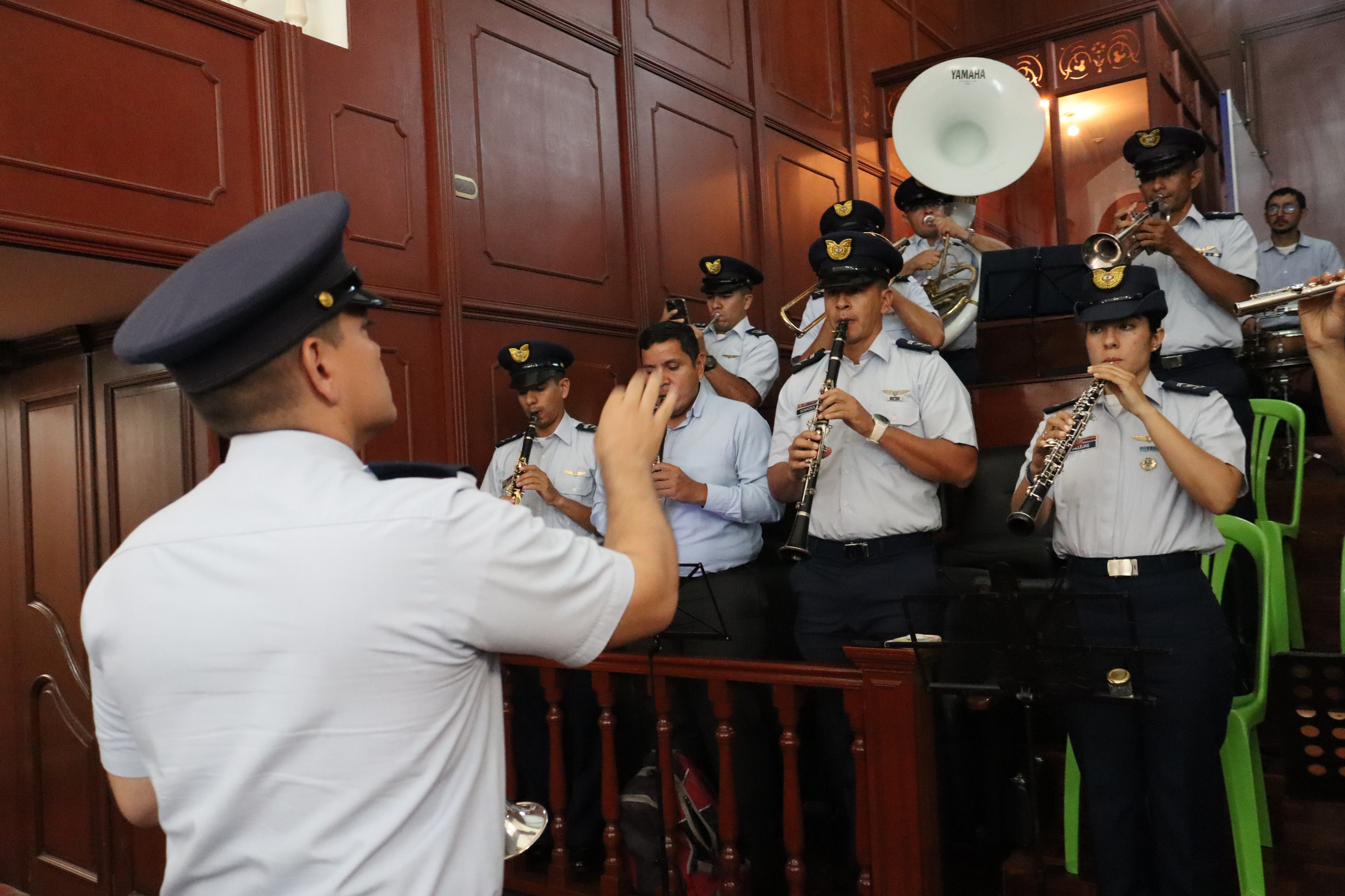 Asamblea Departamental del Valle condecoró a la Banda Sinfónica de la EMAVI