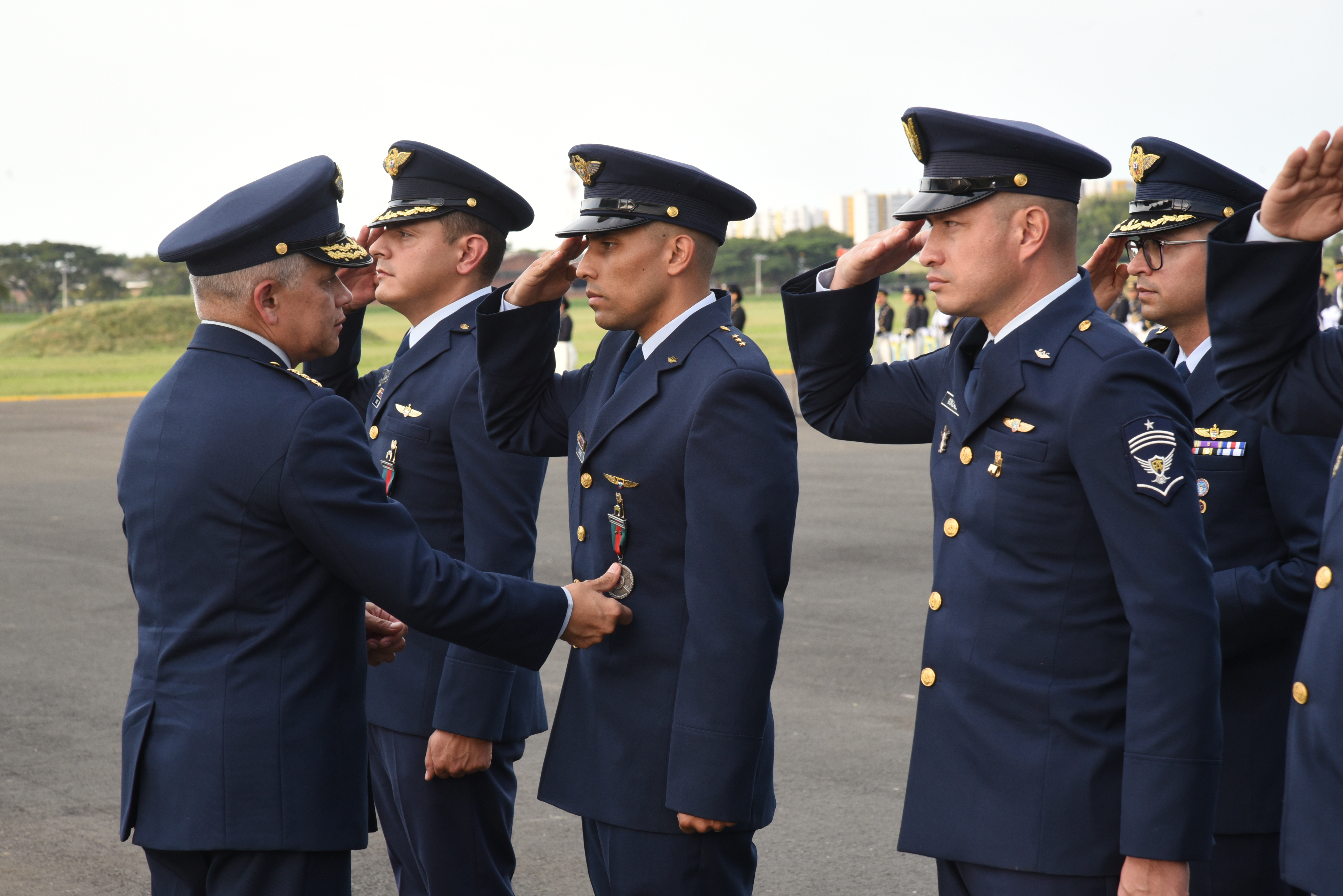 En ceremonia militar, EMAVI conmemoró 92 años de historia 