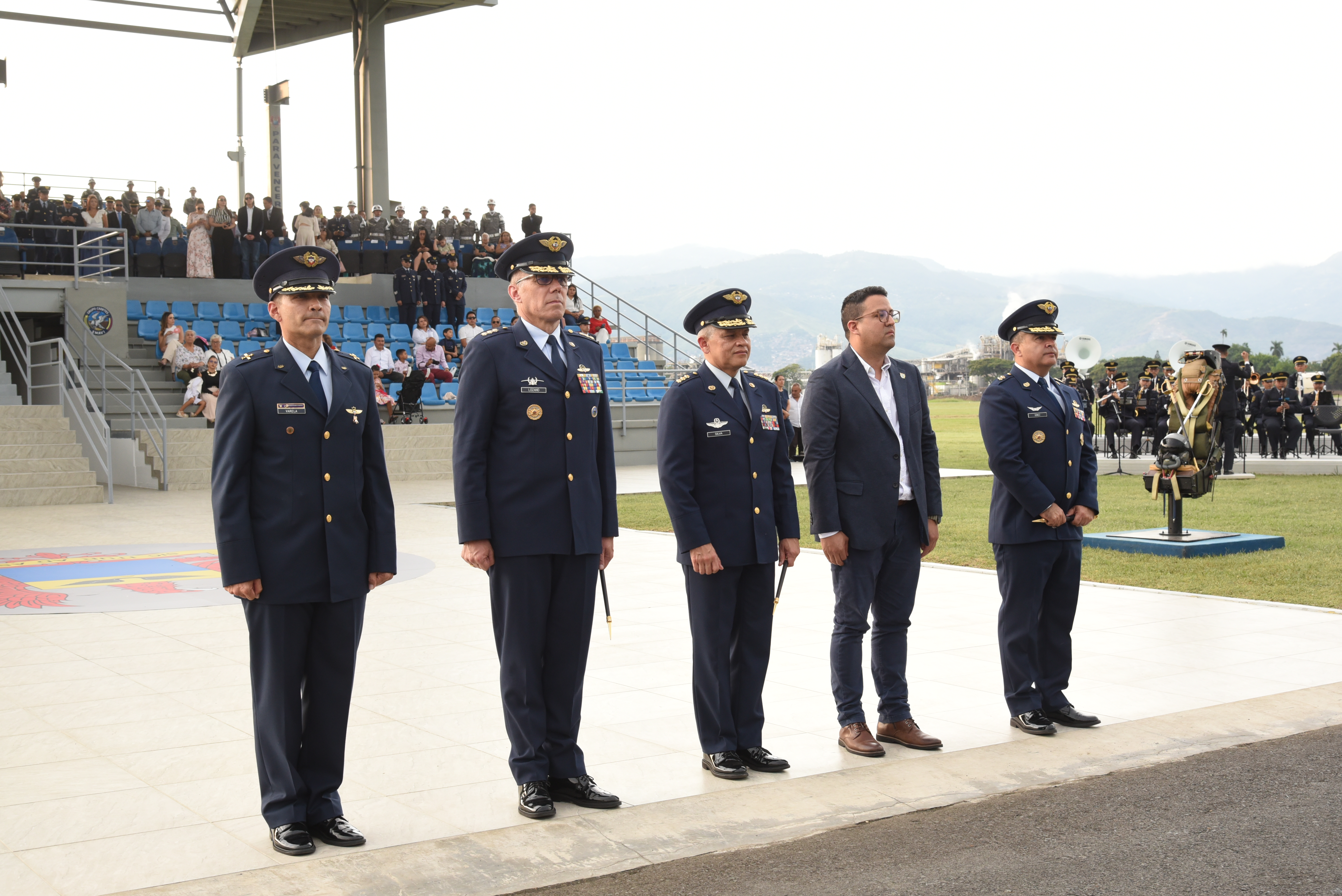 En ceremonia militar, EMAVI conmemoró 92 años de historia 
