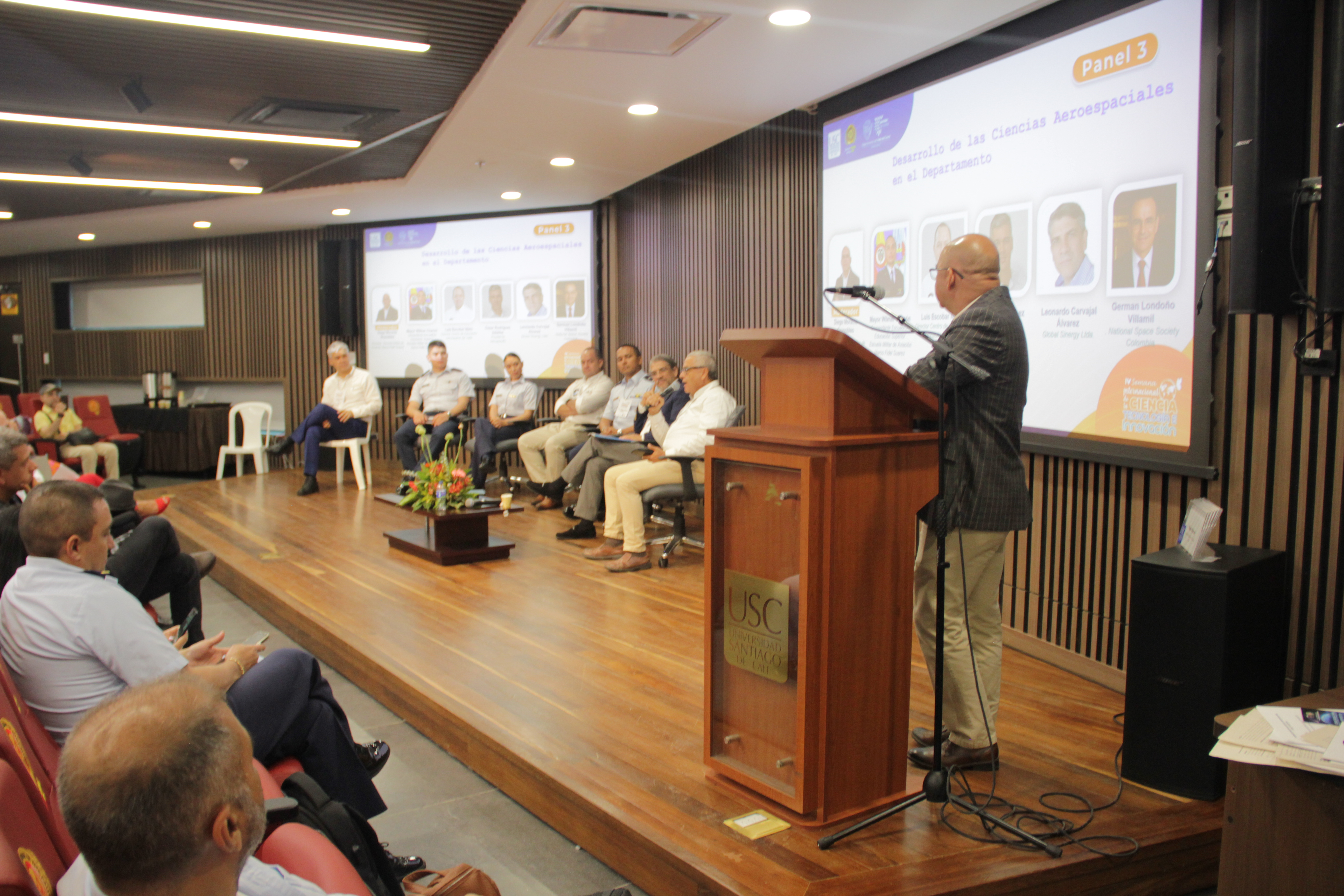 Escuela Militar de Aviación lideró panel sobre Ciencias Aeroespaciales en Cali