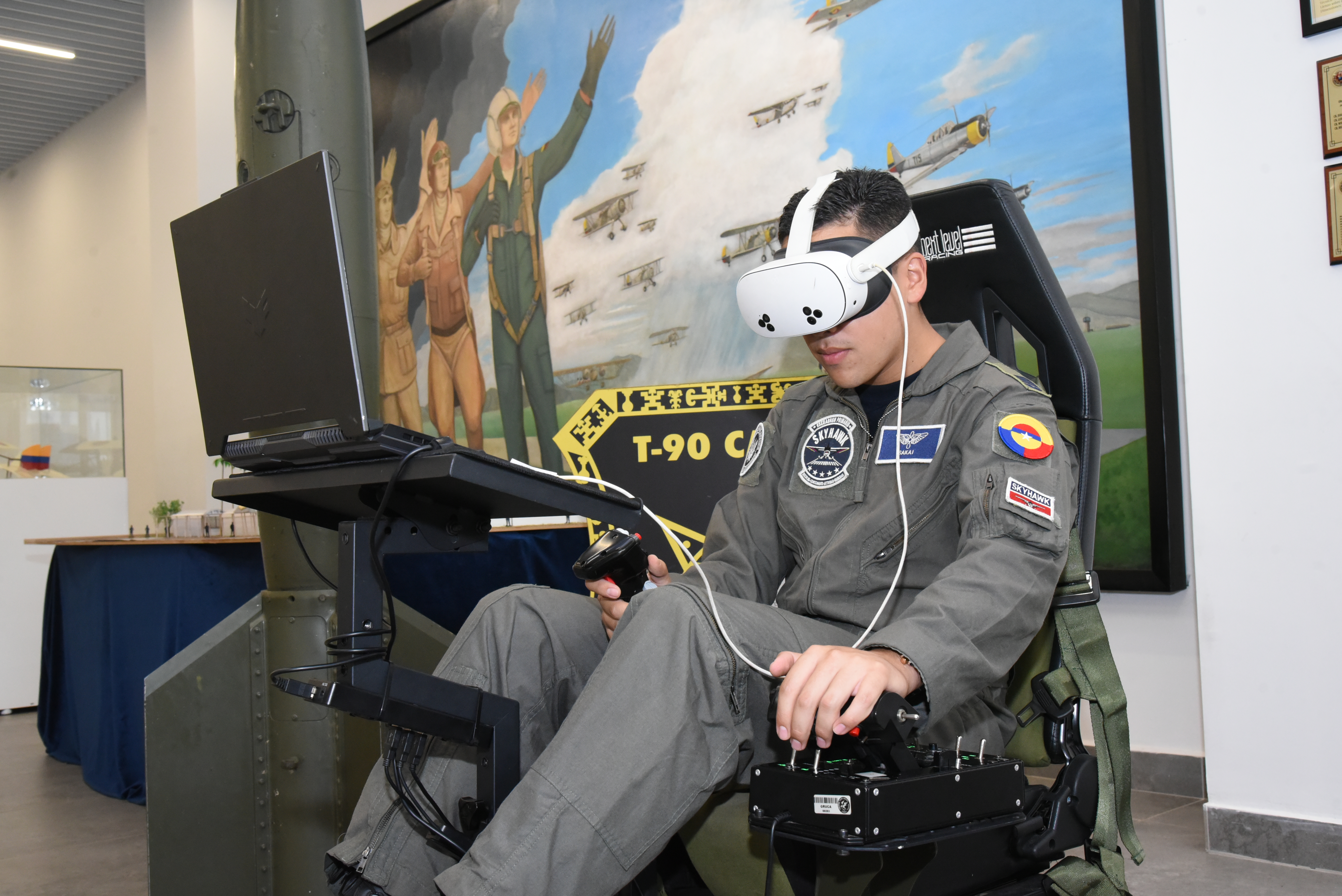 EMAVI lideró la Primera Feria Académica de la Industria Aeronáutica Espacial