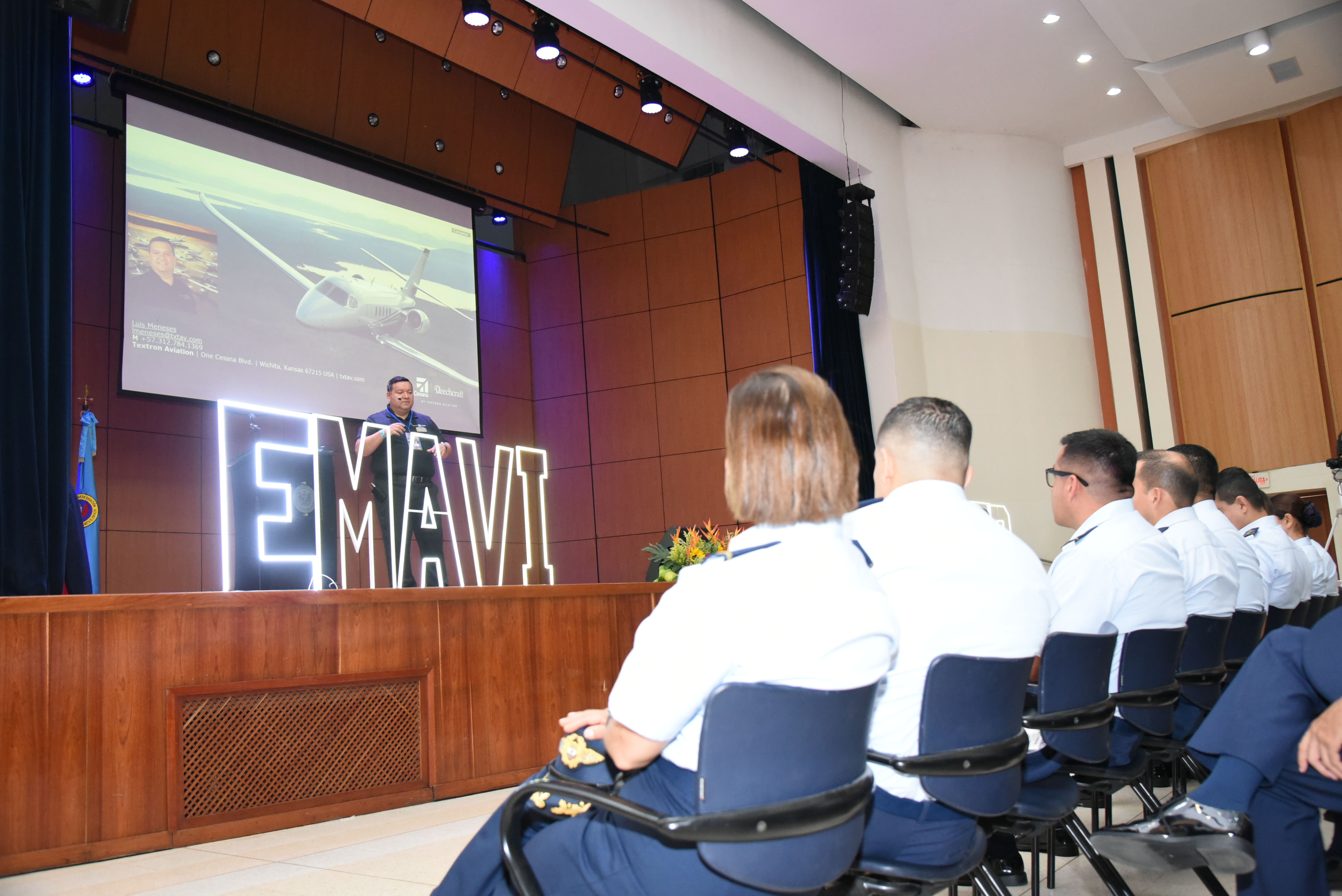 EMAVI lideró la Primera Feria Académica de la Industria Aeronáutica Espacial