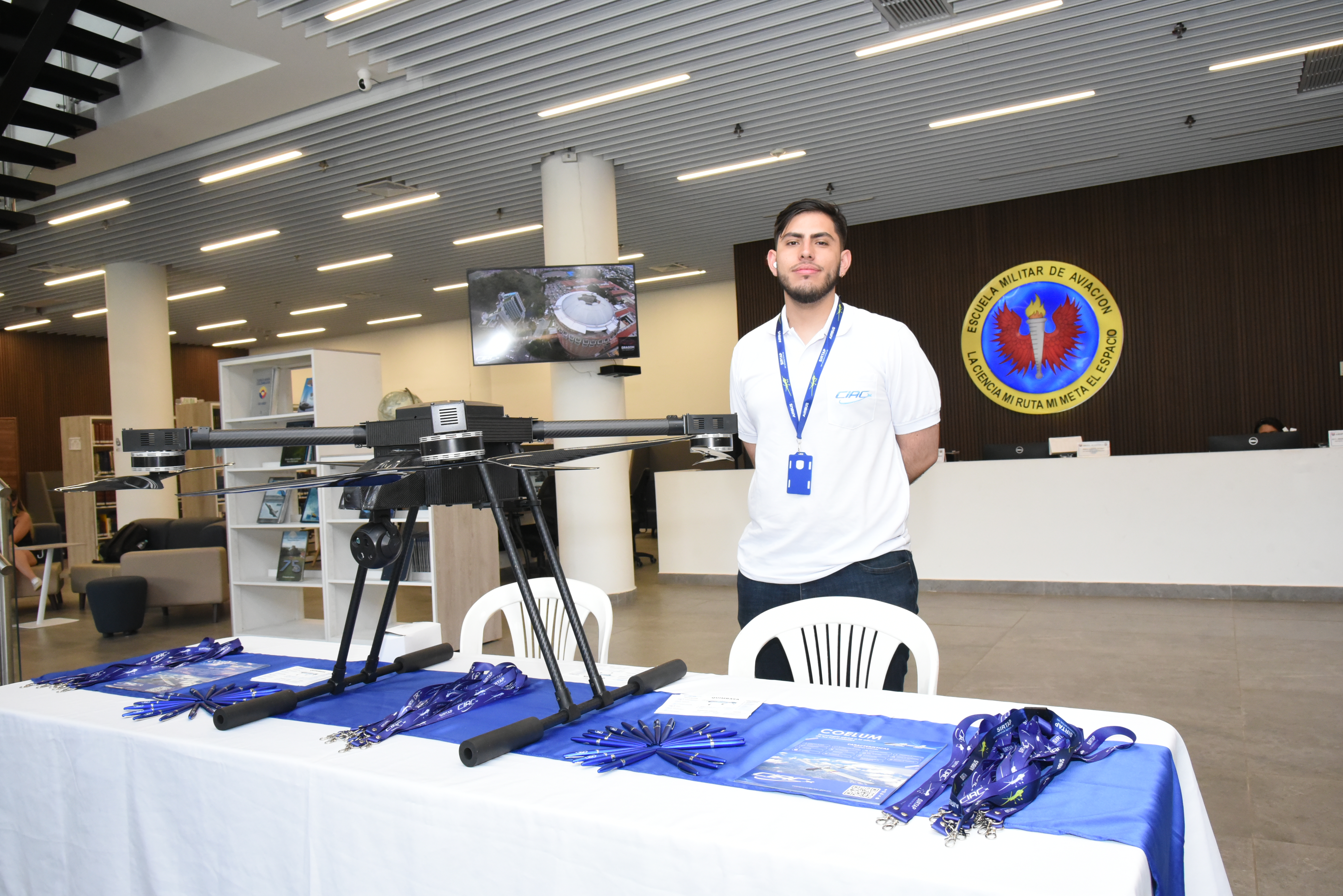 EMAVI lideró la Primera Feria Académica de la Industria Aeronáutica Espacial