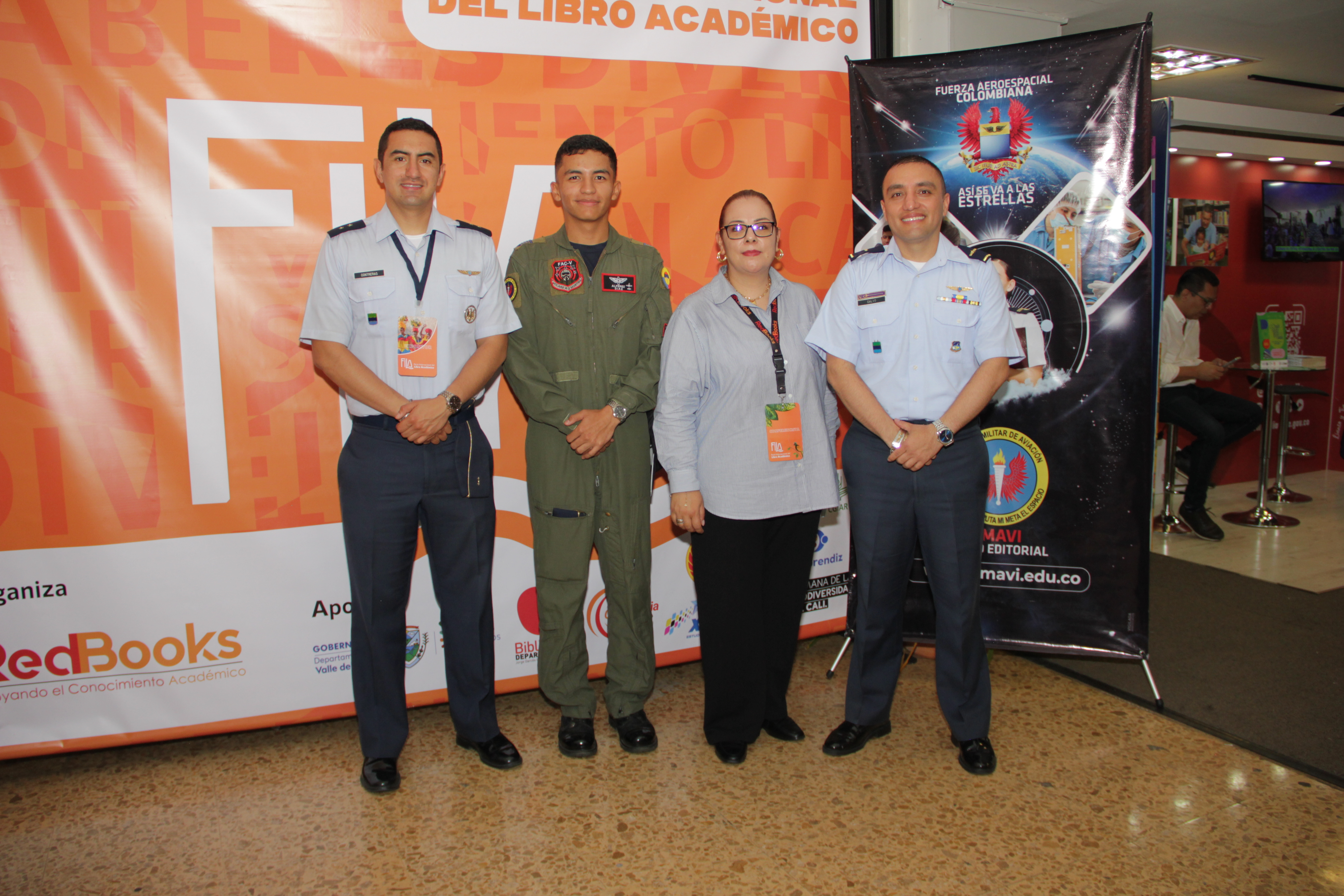 Escuela Militar presente en la Feria Internacional del libro Académico en Cali