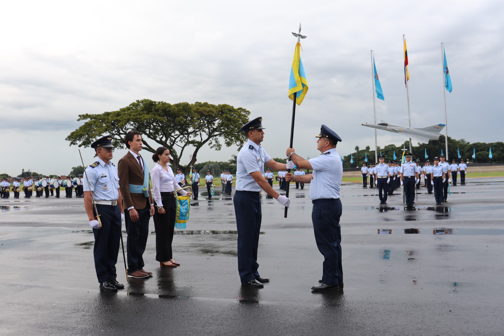 Una nueva generación de jóvenes inicia su formación como futuros oficiales de la FAC