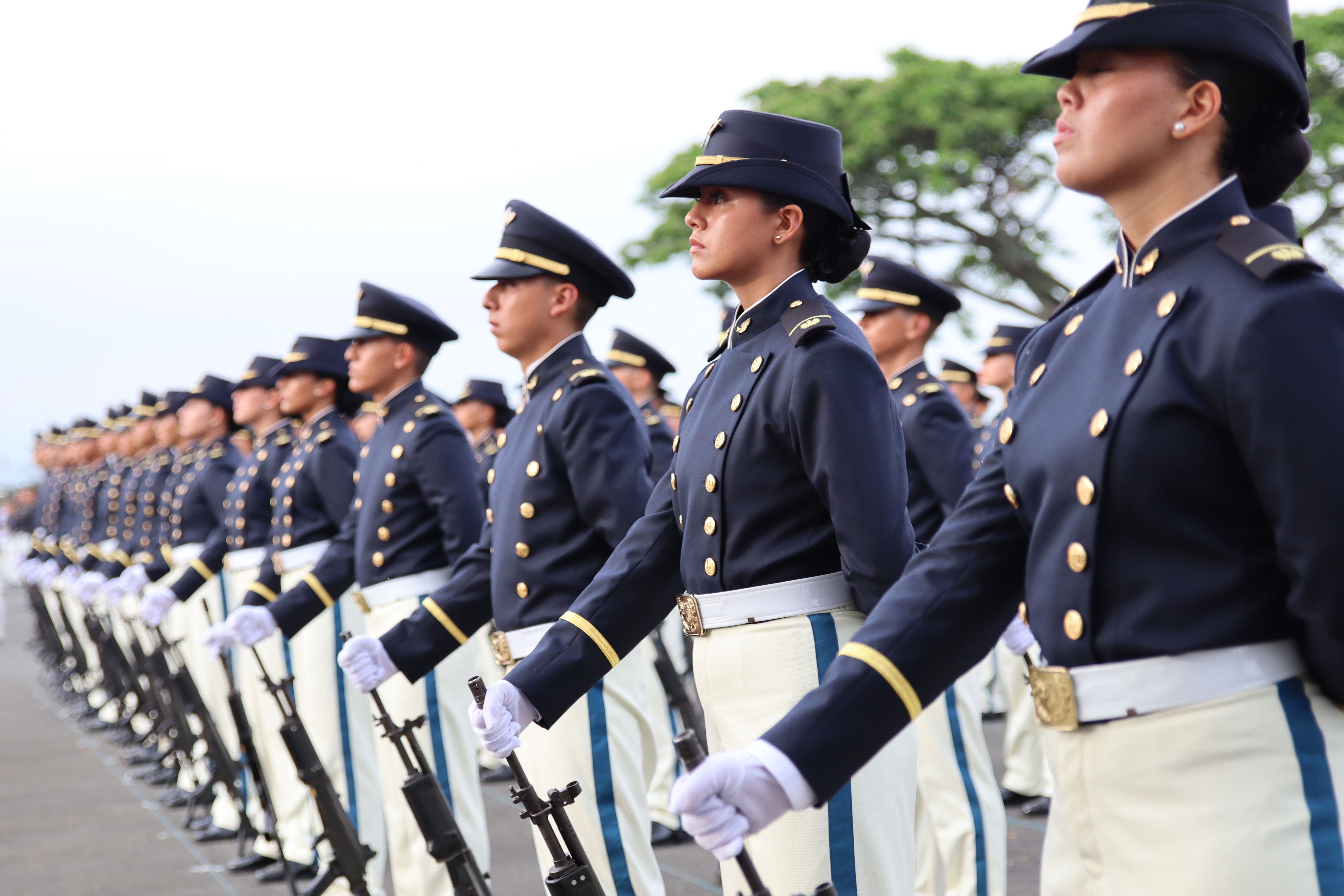 Entrega de armas y Juramento de Bandera: un paso de valor en la formación militar