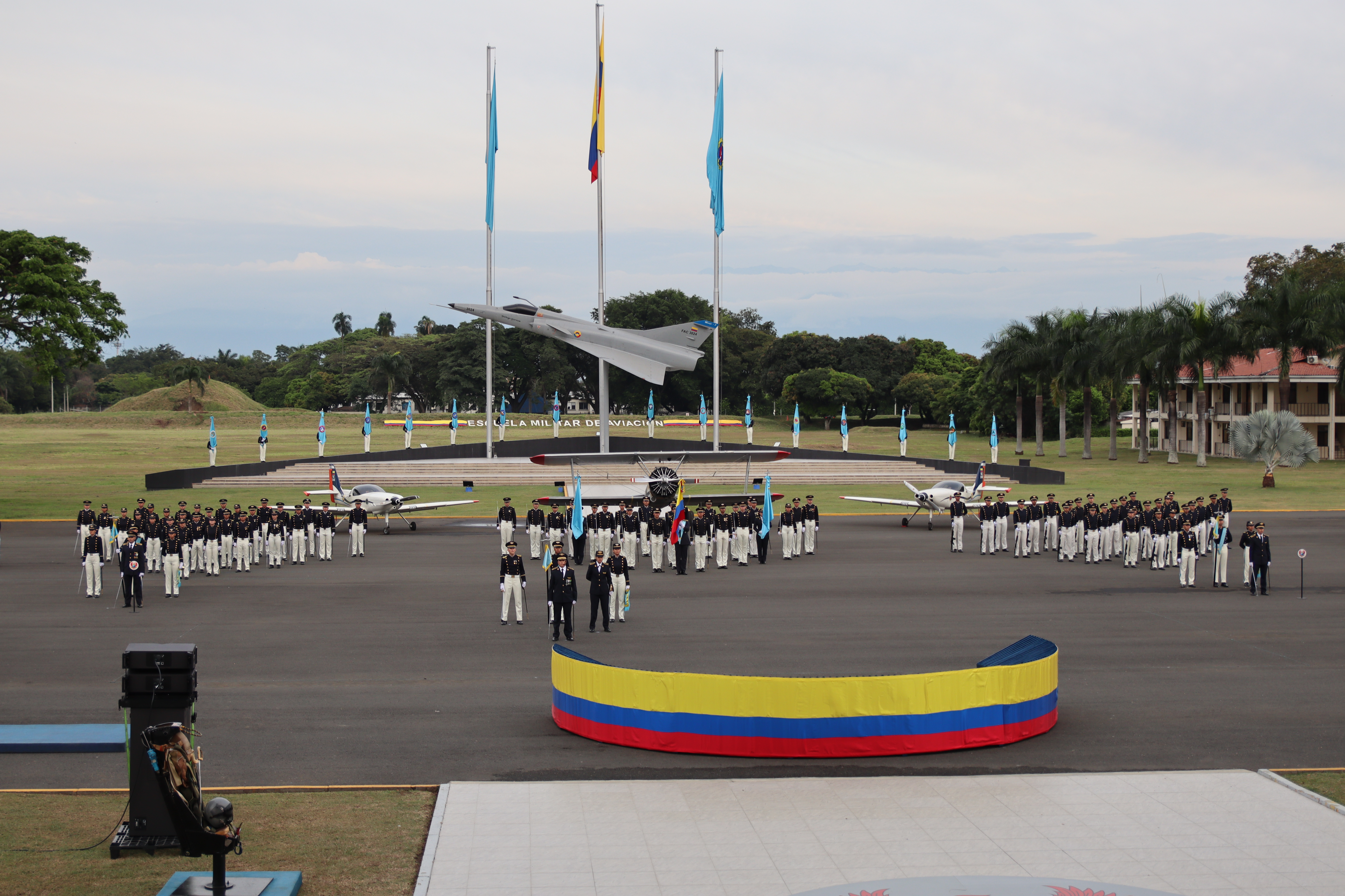 Entrega de armas y Juramento de Bandera: un paso de valor en la formación militar