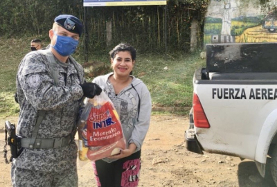 Continuan las jornadas de apoyo a las familias de los soldados de su Fuerza Aérea Colombiana