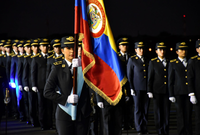 Nuevos Subtenientes forman parte de su Fuerza Aérea Colombiana 