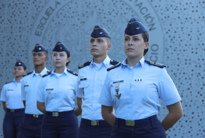 Aún están abiertas las inscripciones para convertirse en Oficiales de la Fuerza Aérea Colombiana