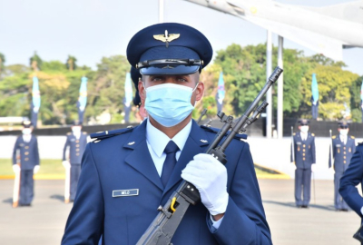 Cadetes de la Escuela Militar de Aviación “Marco Fidel Suárez” hacen su juramento de fidelidad a la patria
