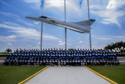 146 jóvenes vivieron la experiencia de ser cadetes por dos días en la EMAVI