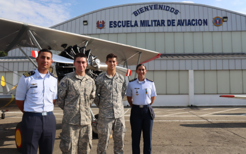 Escuelas de Aviación de Colombia y Chile fortalecen lazos de cooperación internacional