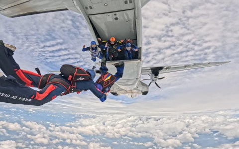 Cali, escenario del Campeonato Nacional de Paracaidismo liderado por la Fuerza Aeroespacial