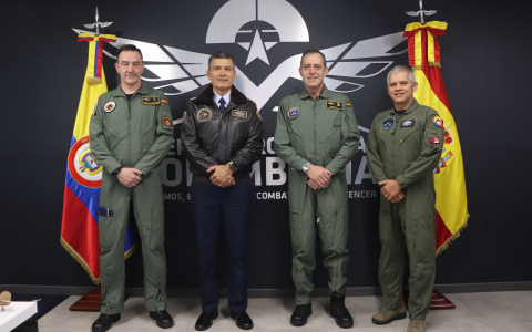 Unión de lazos de cooperación con Ejército del Aire y del Espacio de España