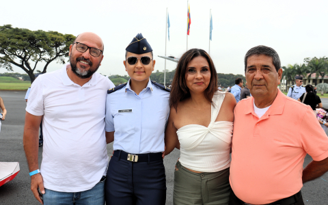 Aspirantes del Curso Regular No 101 recibieron la primera visita de sus familias