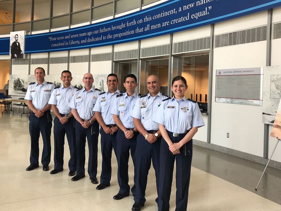 Escuela de Postgrados FAC inicia practica internacional en Washington D.C. 