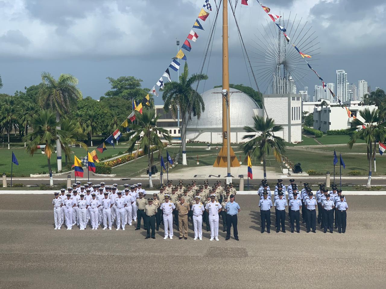 Comitiva de la EPFAC presente en Seminario Operacional Conjunto de las Fuerzas Militares en Cartagena