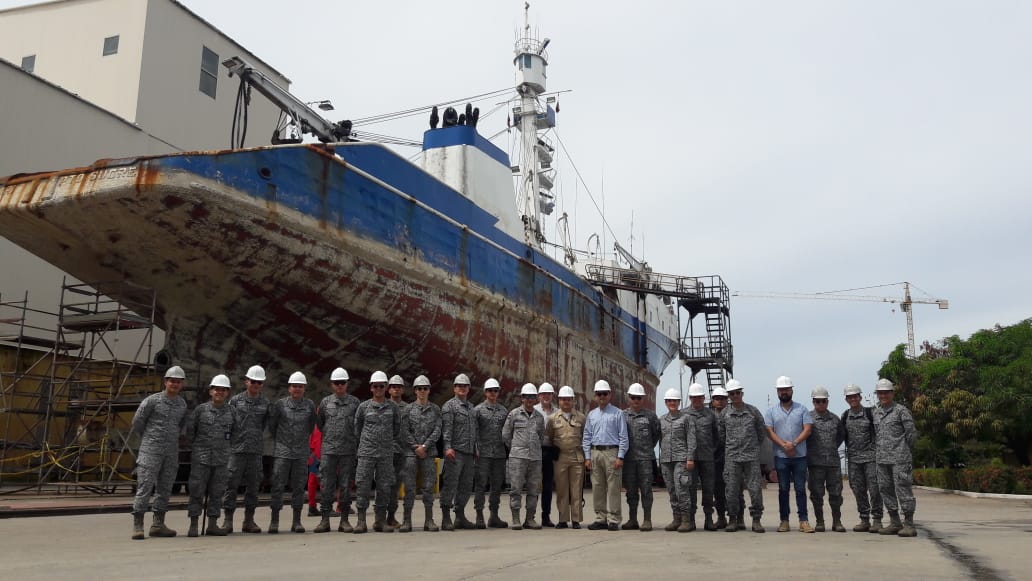  Estudiantes de MAELA y MADGSI realizan visita académica y Workshop en la Escuela Naval Almirante Padilla 