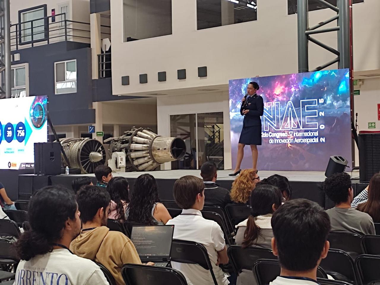 Excelencia académica de la FAC fue proyectada en el INNAE 2025