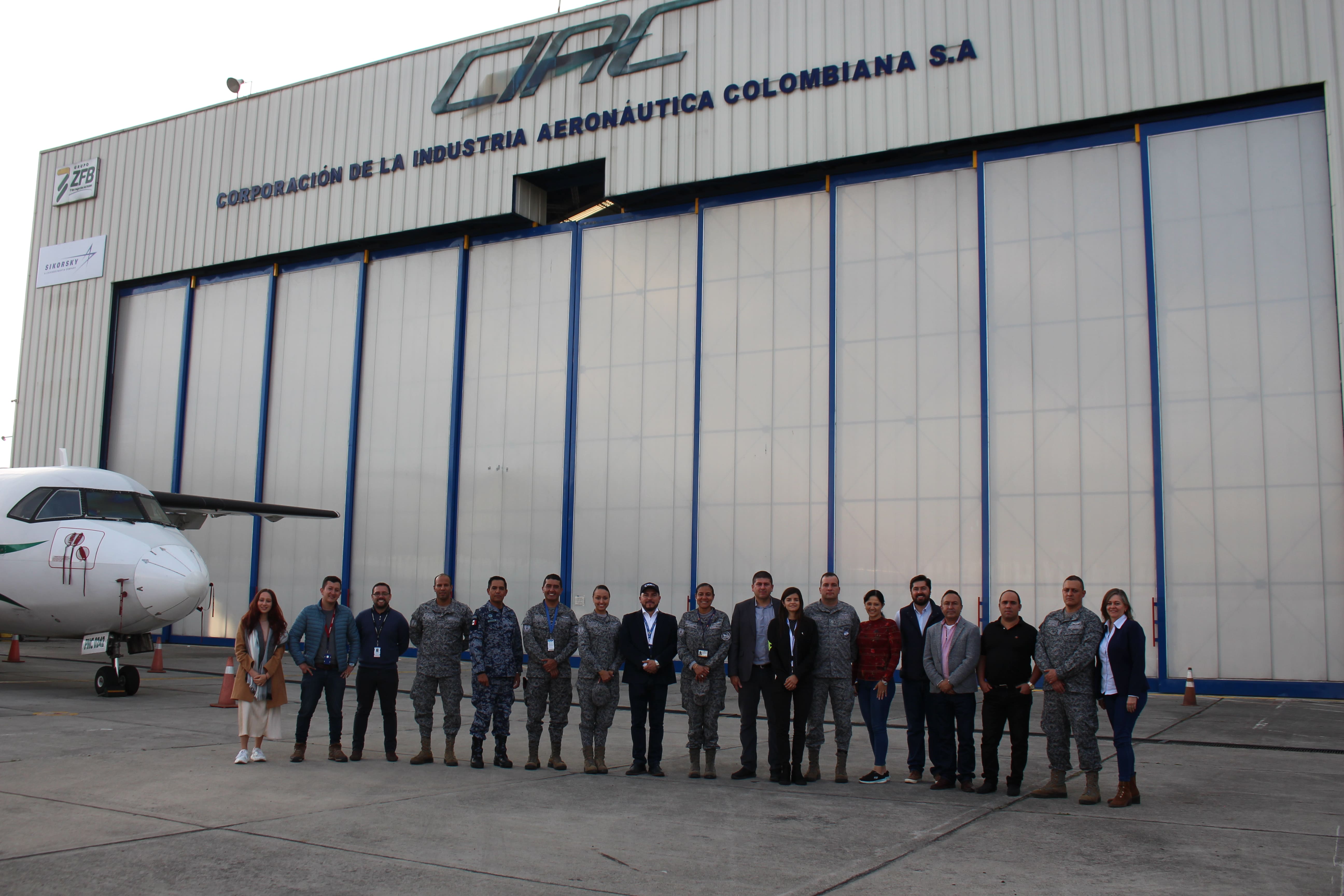 Estudiantes MADGSI visitan la Corporación de la Industria Aeronáutica Colombiana-CIAC