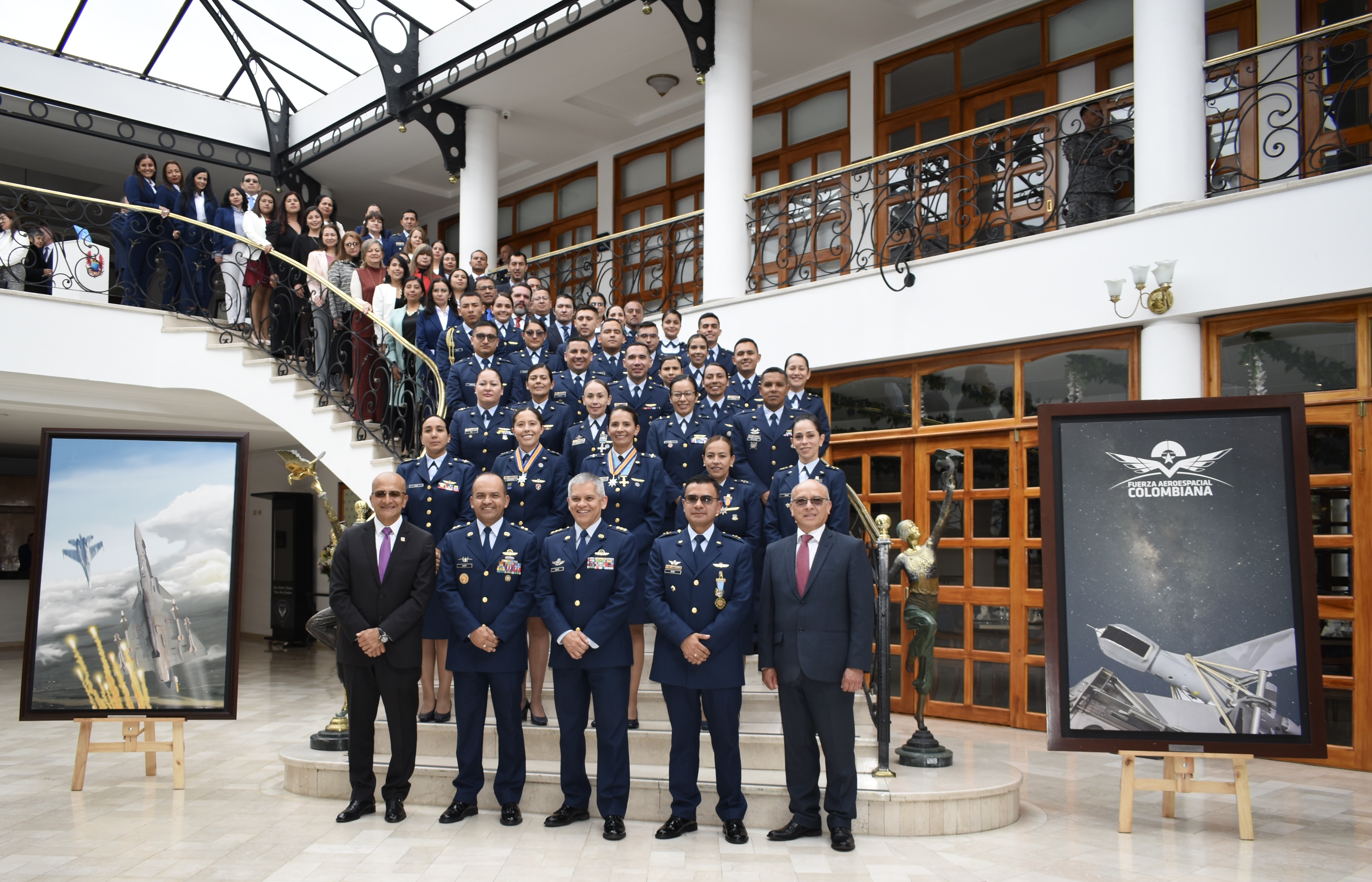 Con ceremonia militar, la EPFAC conmemora su aniversario número 65