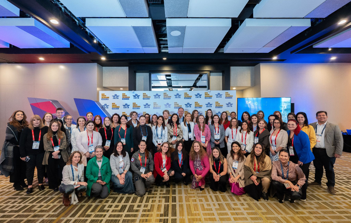 MAESO fortalece su proyección internacional en el evento “Women in  Aviation”