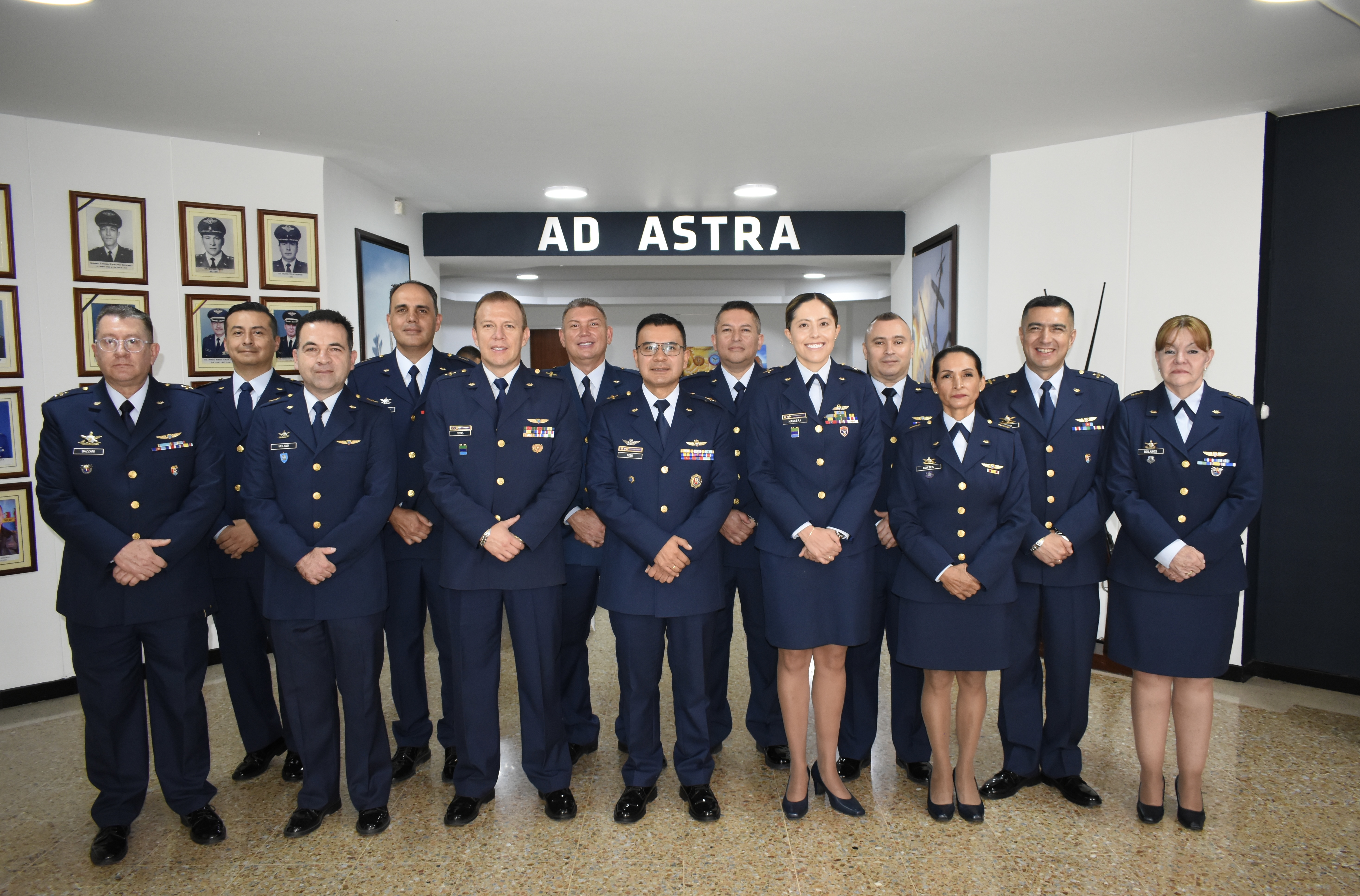 Culmina el Curso de Ascenso para los Profesionales Oficiales de Reserva de la FAC