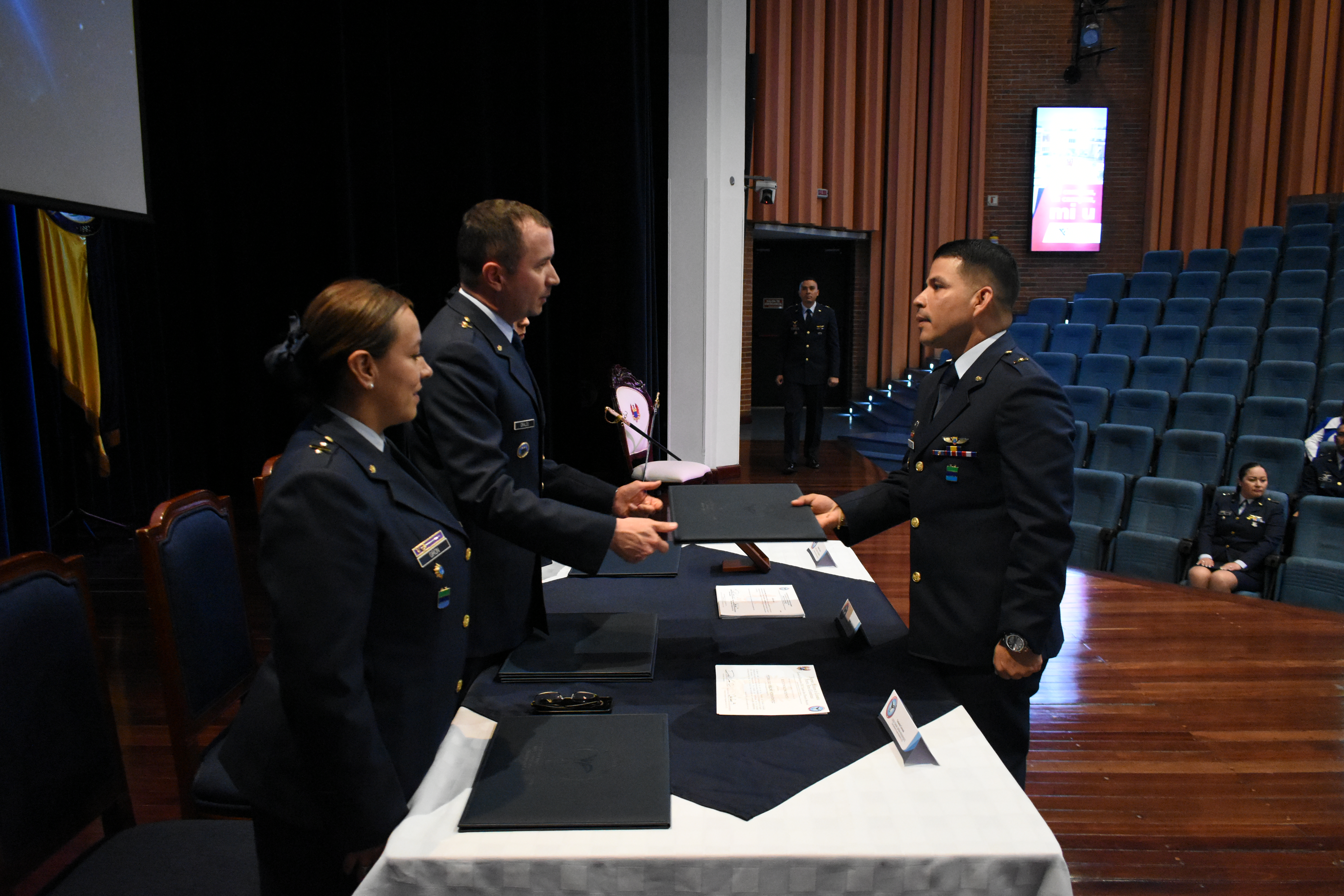 En ceremonia fueron certificados 46 graduandos capacitados por la EPFAC