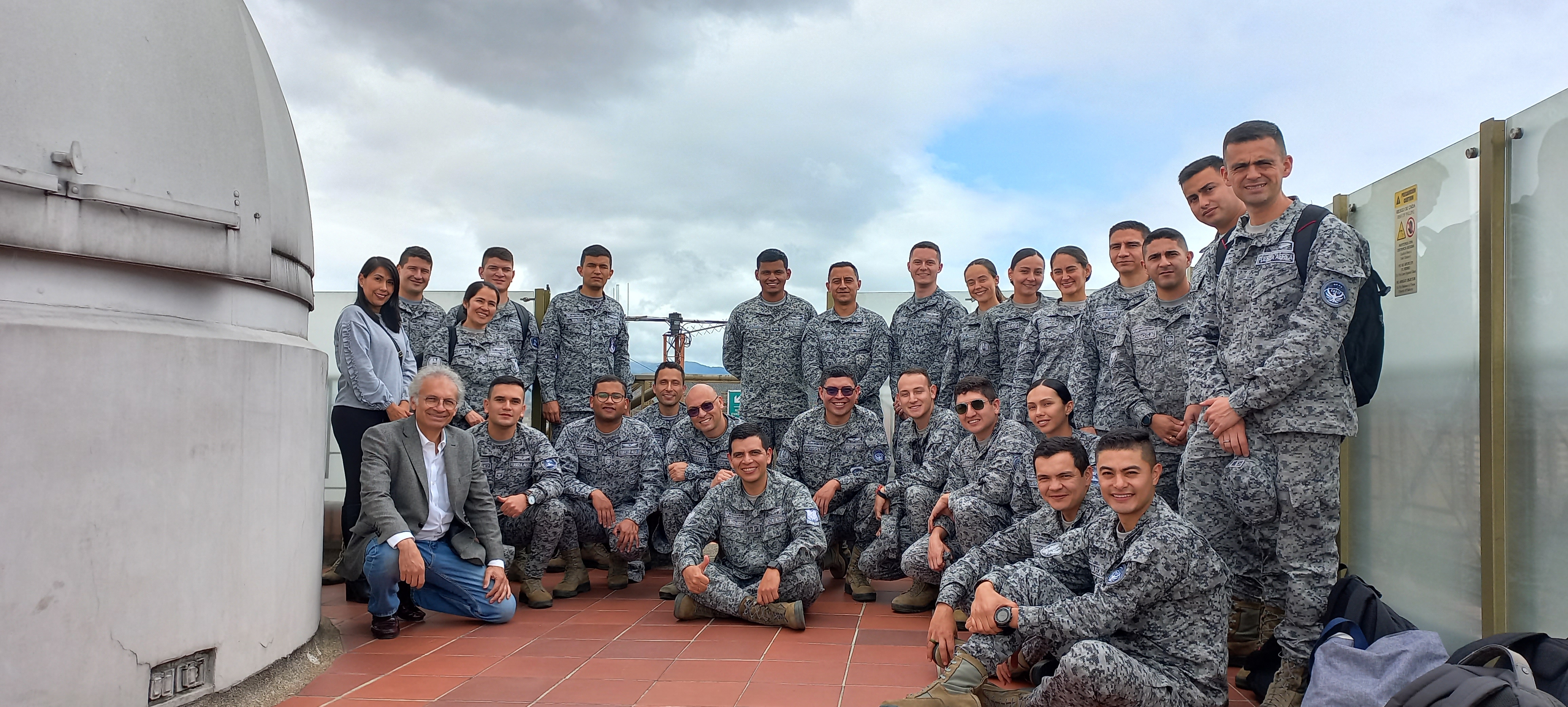Una nueva generación de militares fue capacitada en la tercera versión del Curso en desarrollo aeroespacial colombiano