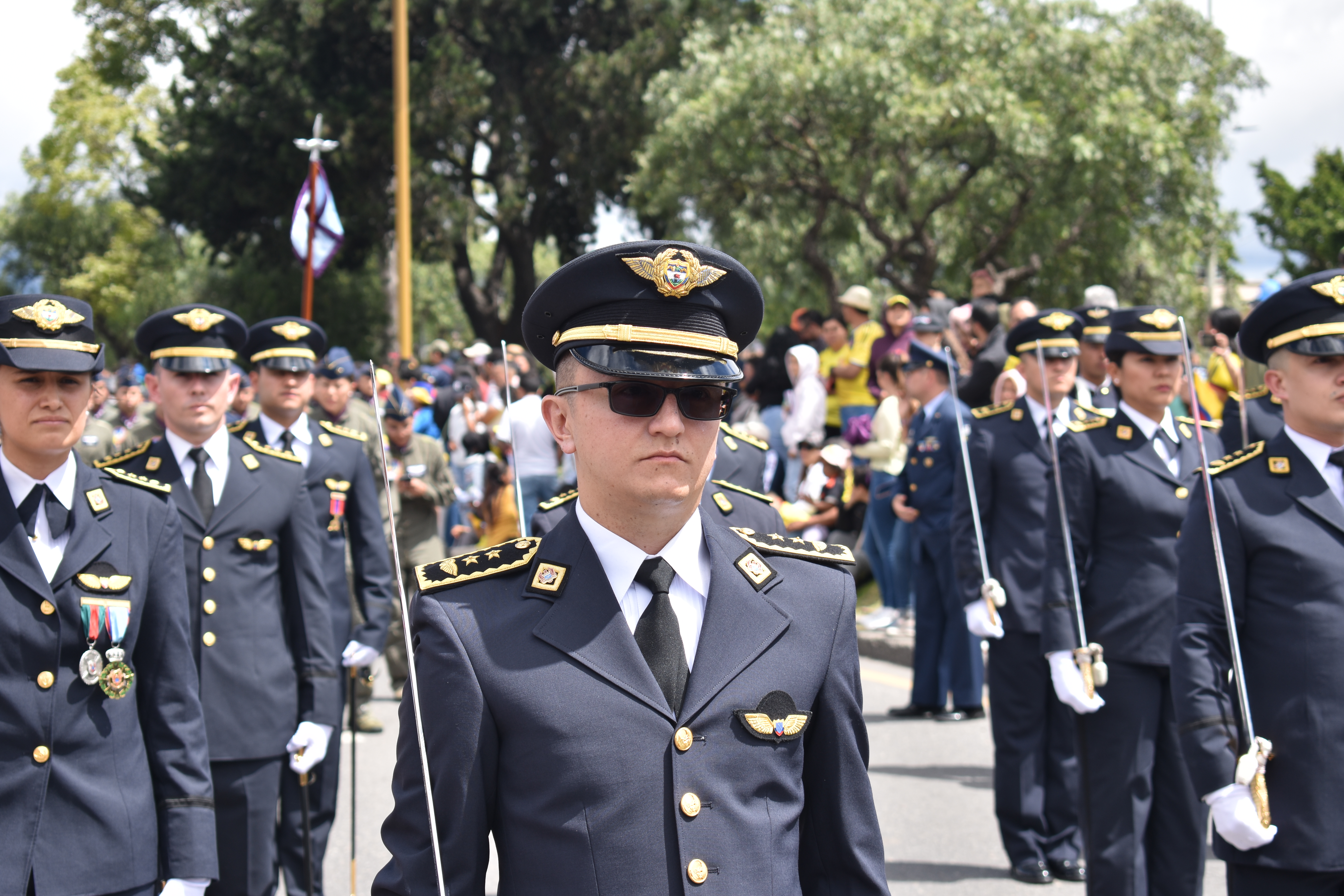 En desfile militar y de policía, la EPFAC hizo presencia este 20 de julio