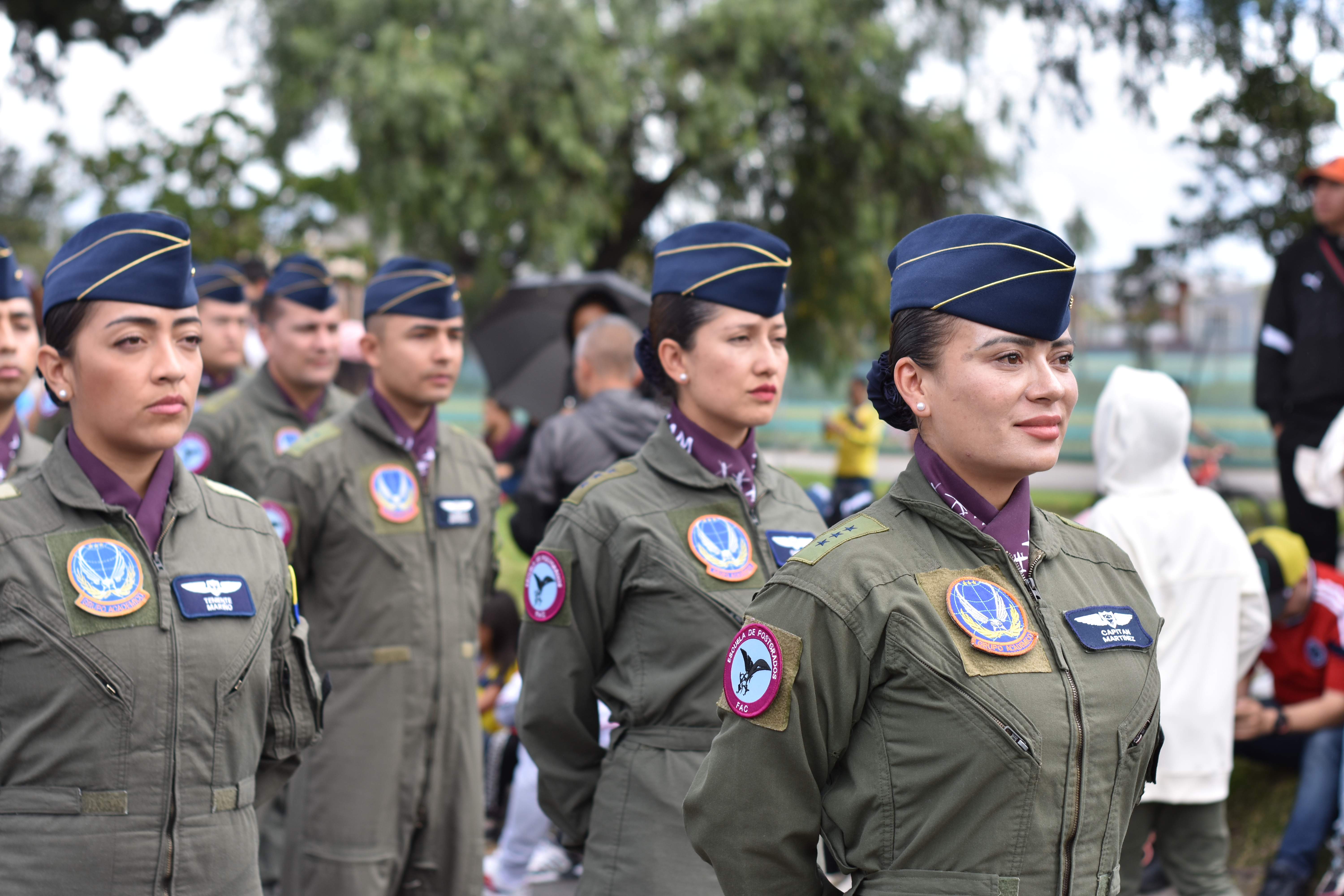 En desfile militar y de policía, la EPFAC hizo presencia este 20 de julio