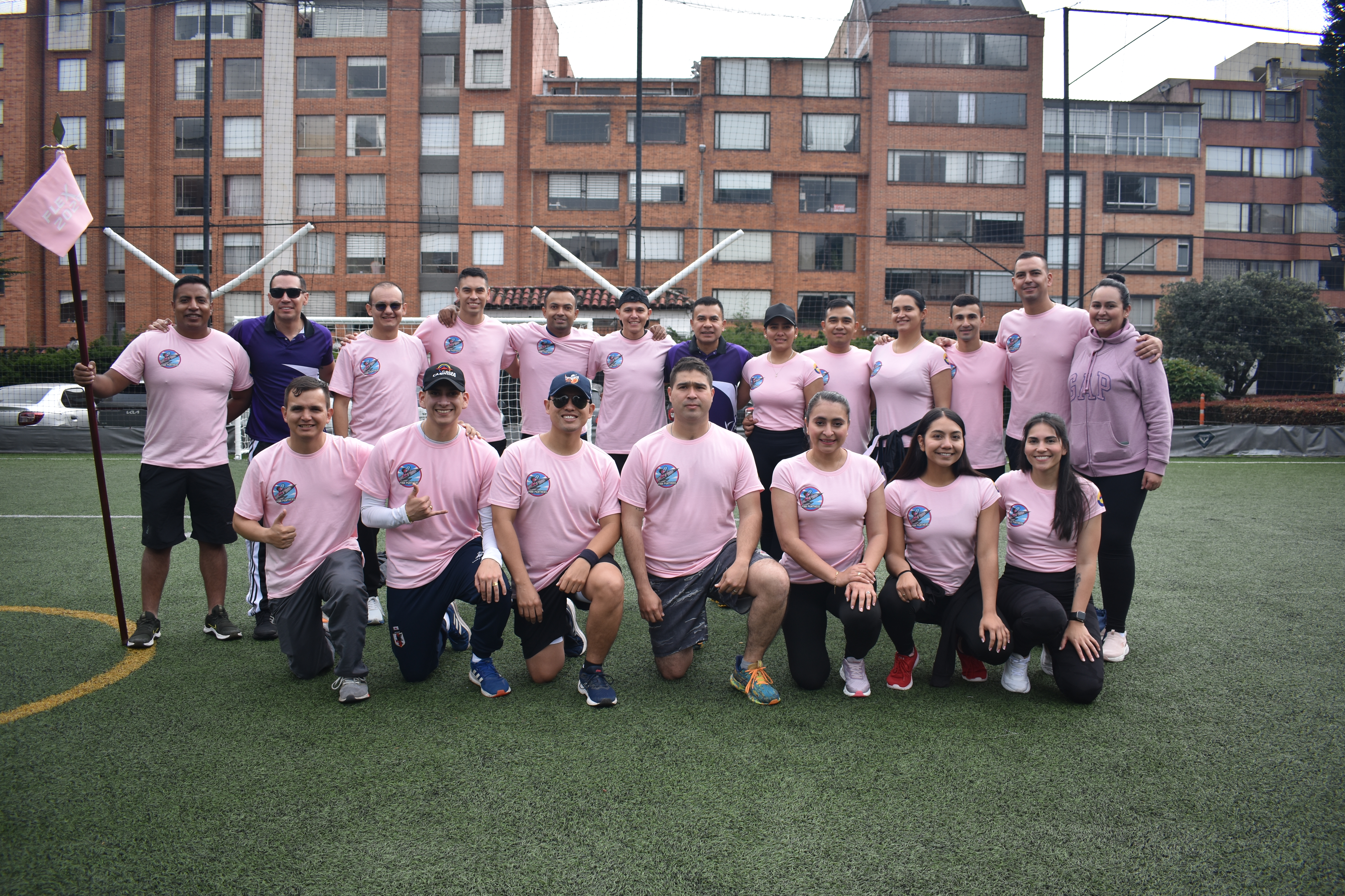 Oficiales del Curso de Ascenso fortalecen su liderazgo en actividad FLEX