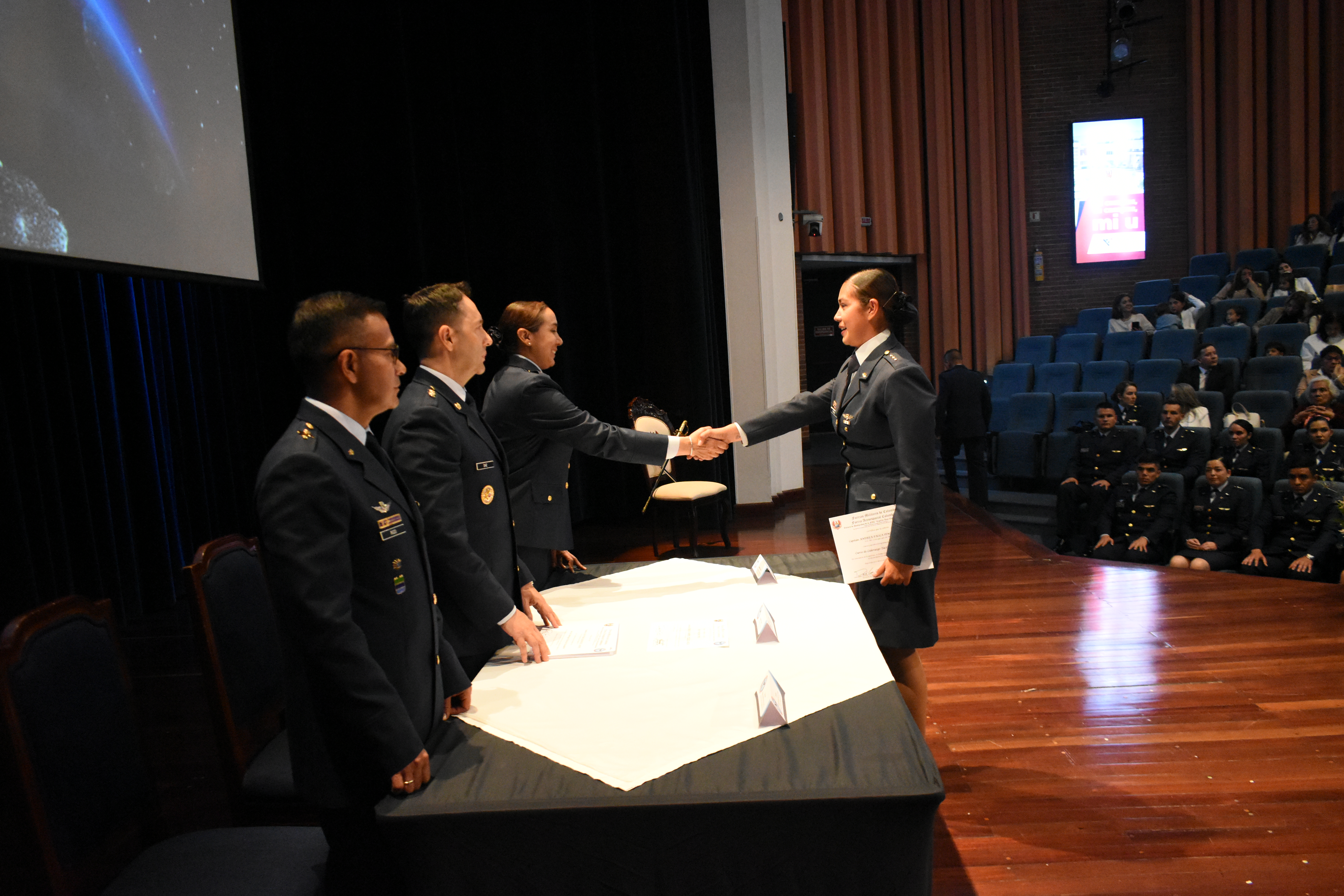 ¡Felicitaciones capitanes! Culmina el segundo turno del Curso de Liderazgo Táctico de Escuadrón ¡Felicitaciones capitanes! Culmina el segundo turno del Curso de Liderazgo Táctico de Escuadrón