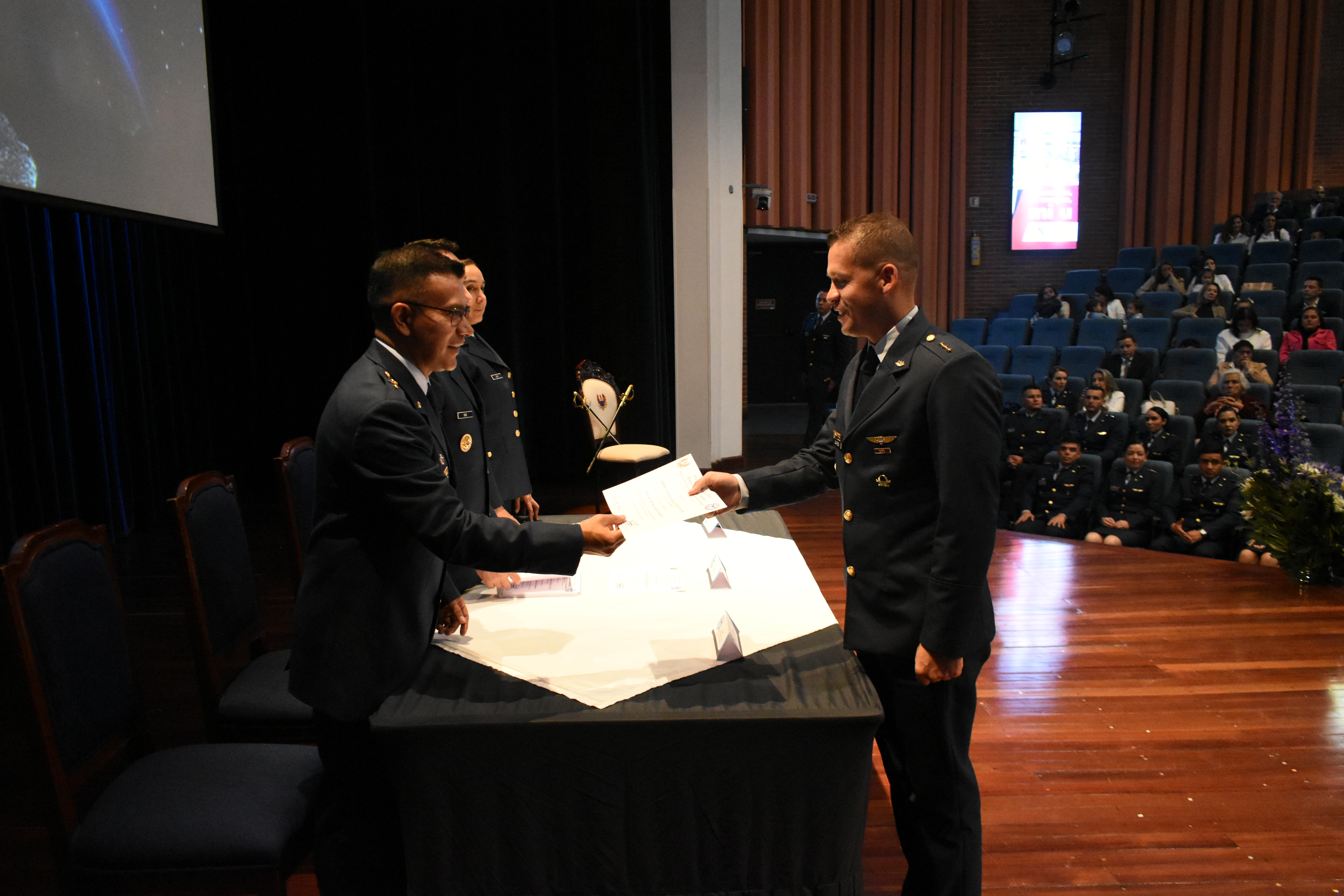 ¡Felicitaciones capitanes! Culmina el segundo turno del Curso de Liderazgo Táctico de Escuadrón ¡Felicitaciones capitanes! Culmina el segundo turno del Curso de Liderazgo Táctico de Escuadrón