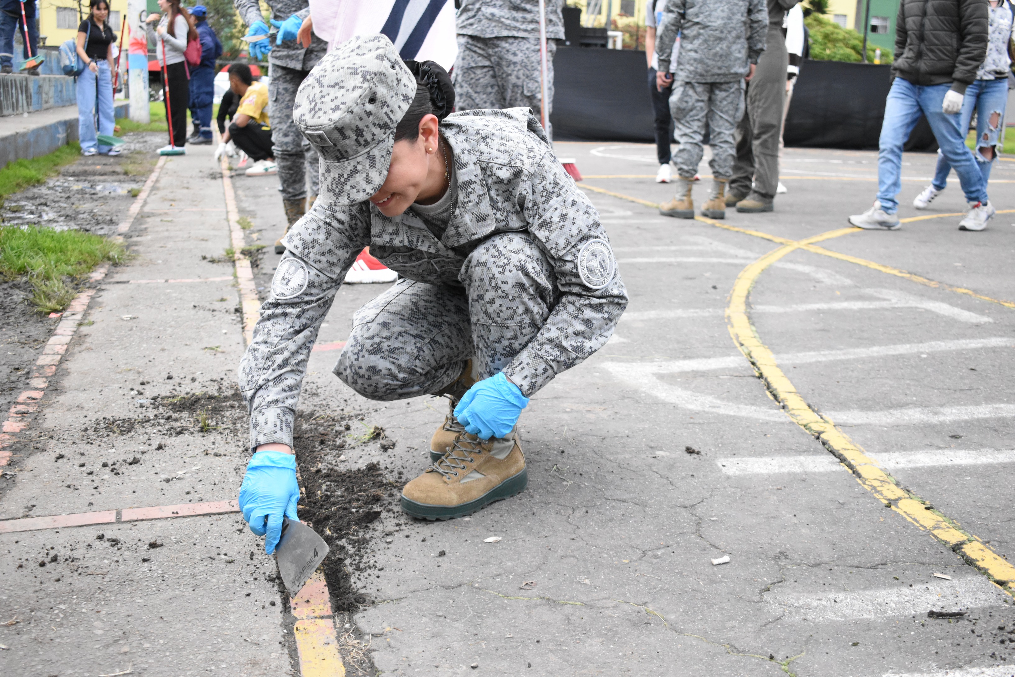 Jornada cultural y de embellecimiento fue realizada en parque de Techo Jornada cultural y de embellecimiento fue realizada en parque de Techo