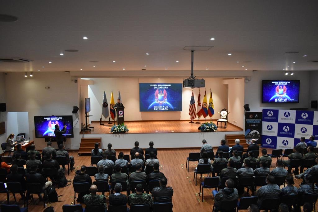 Seminario Internacional de Seguridad Operacional fue desarrollado con éxito en la ciudad de Bogotá