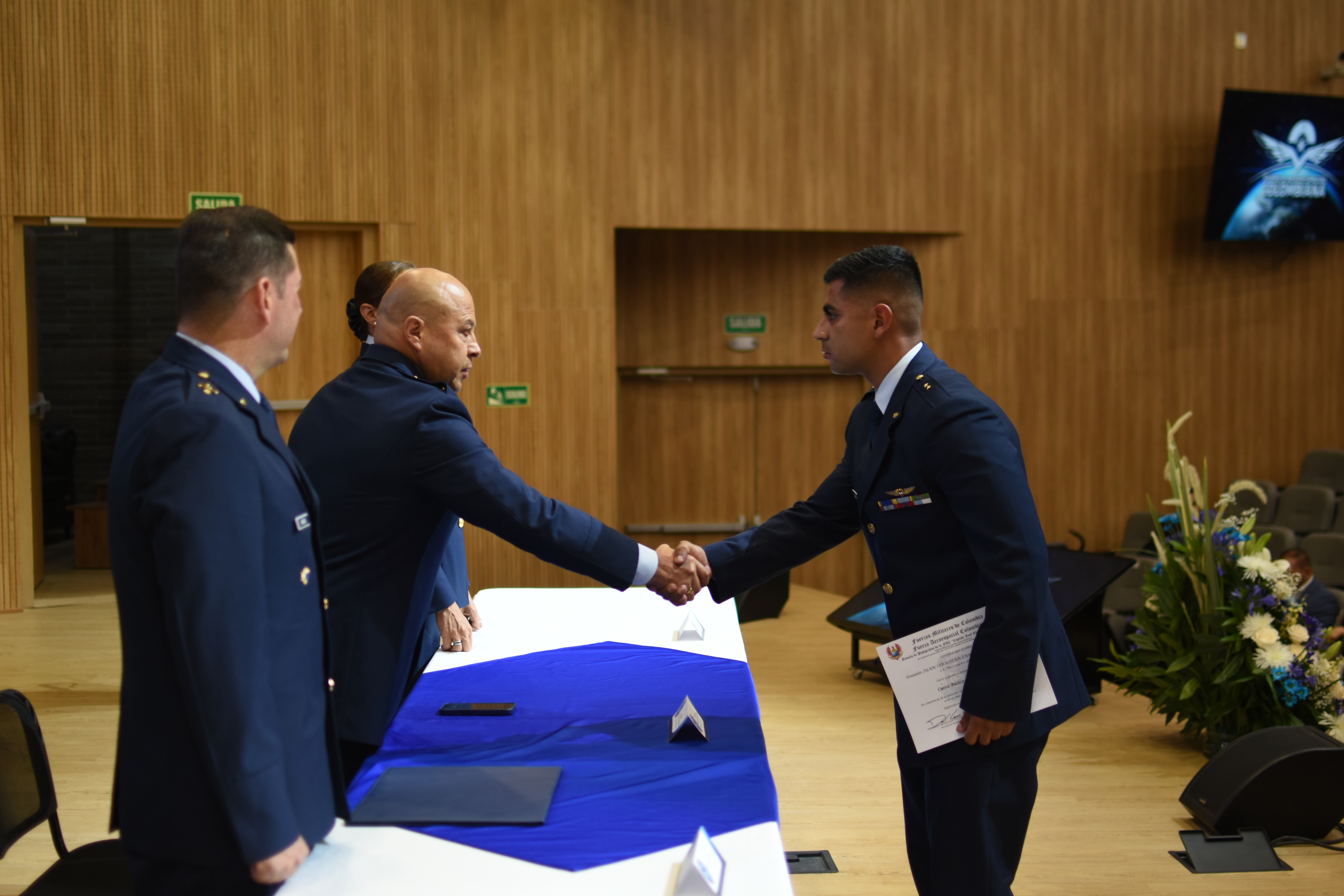 49 tenientes culminaron el Curso Básico de Capacitación para  ascenso a capitán